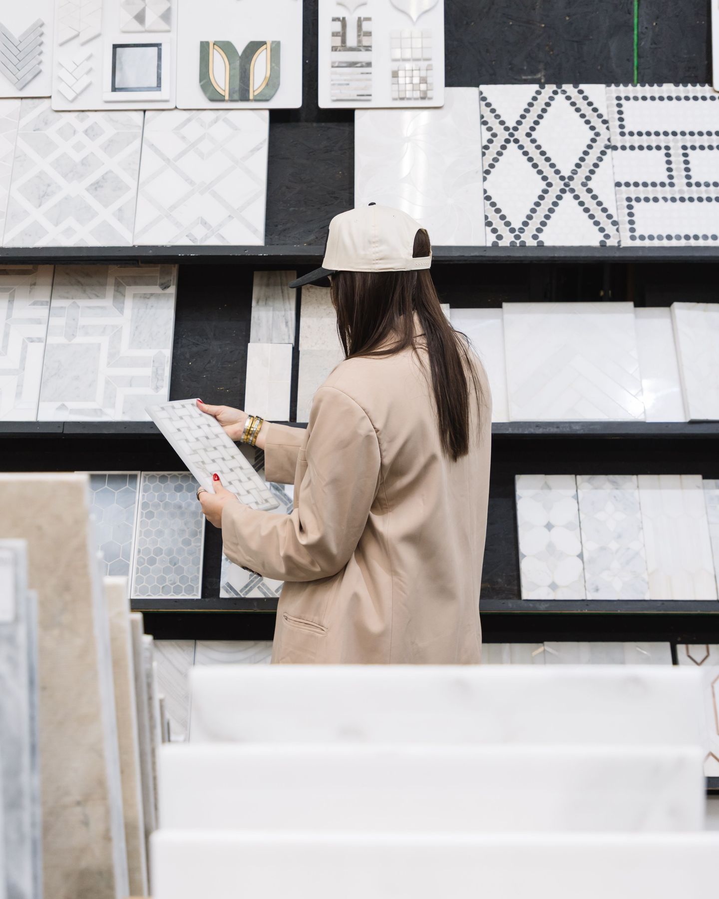 Let this be the week you stop pinning and start picking.
Countertops. Tile. Color palettes. Paint choices.
We’re here to help you make real progress and keep those 2026 home goals moving.
📍305 Fields Drive, Aberdeen NC
Mon–Fri 9–4:30 | Sat by appointment
#SetInStoneNC #2026HomeGoals #CountertopSelection #TileInspo #HomeDesignNC #KitchenRemodel #BathroomRemodel #InteriorDesignNC #AberdeenNC #MooreCountyNC