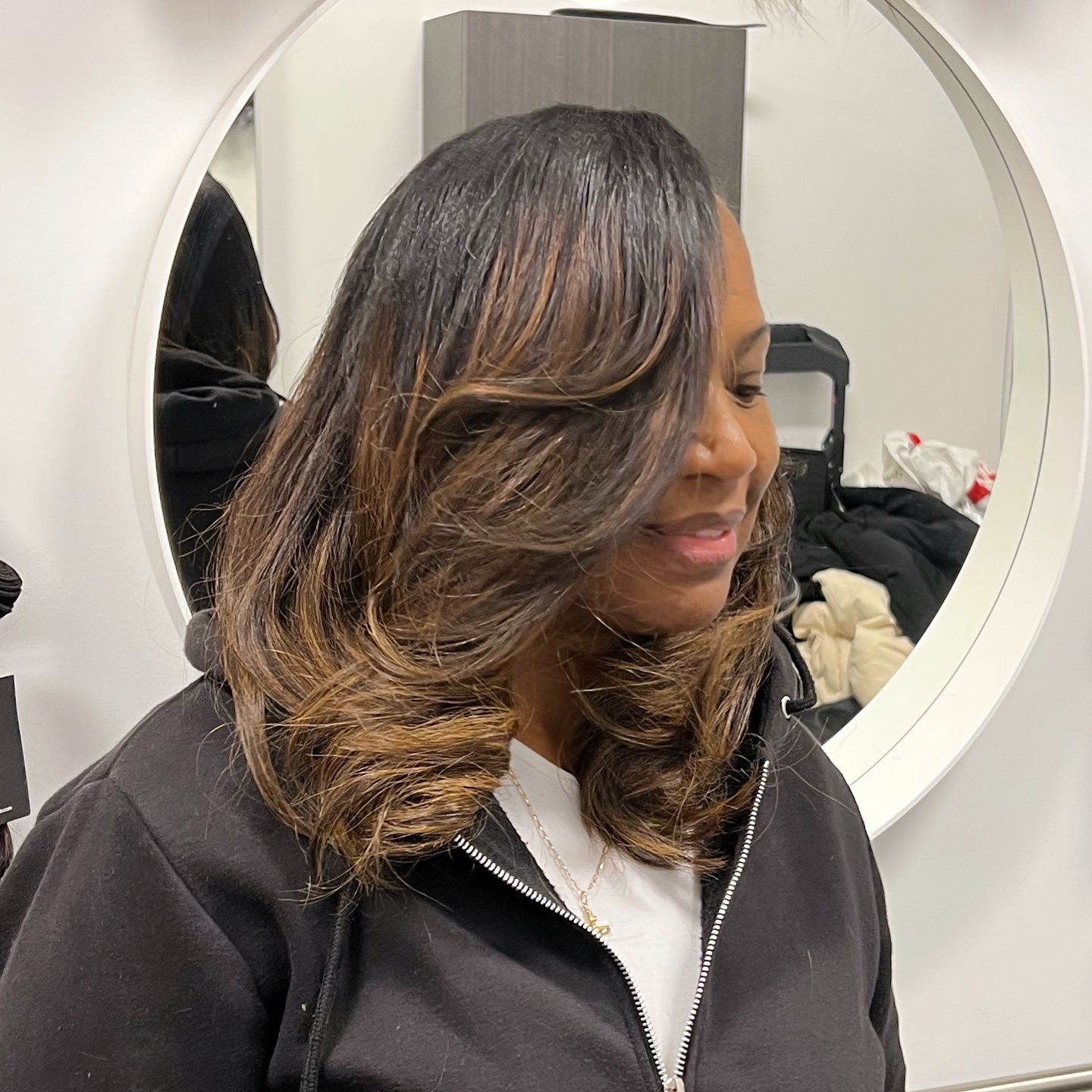 Full Head Tape In Extensions with Custom Color @upstagelifestyleextensions Elite Extensions