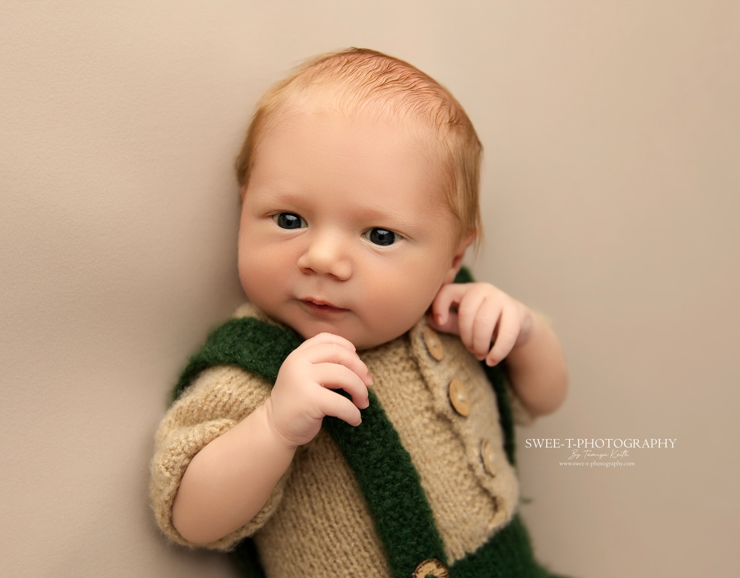 Look at those eyes 👀 so big and bright for a little 7 day old newborn! 👶🏼
#barossanewbornphotographer #barossababyphotographer #barossastudio #barossanewbornphotography #newbornboy
