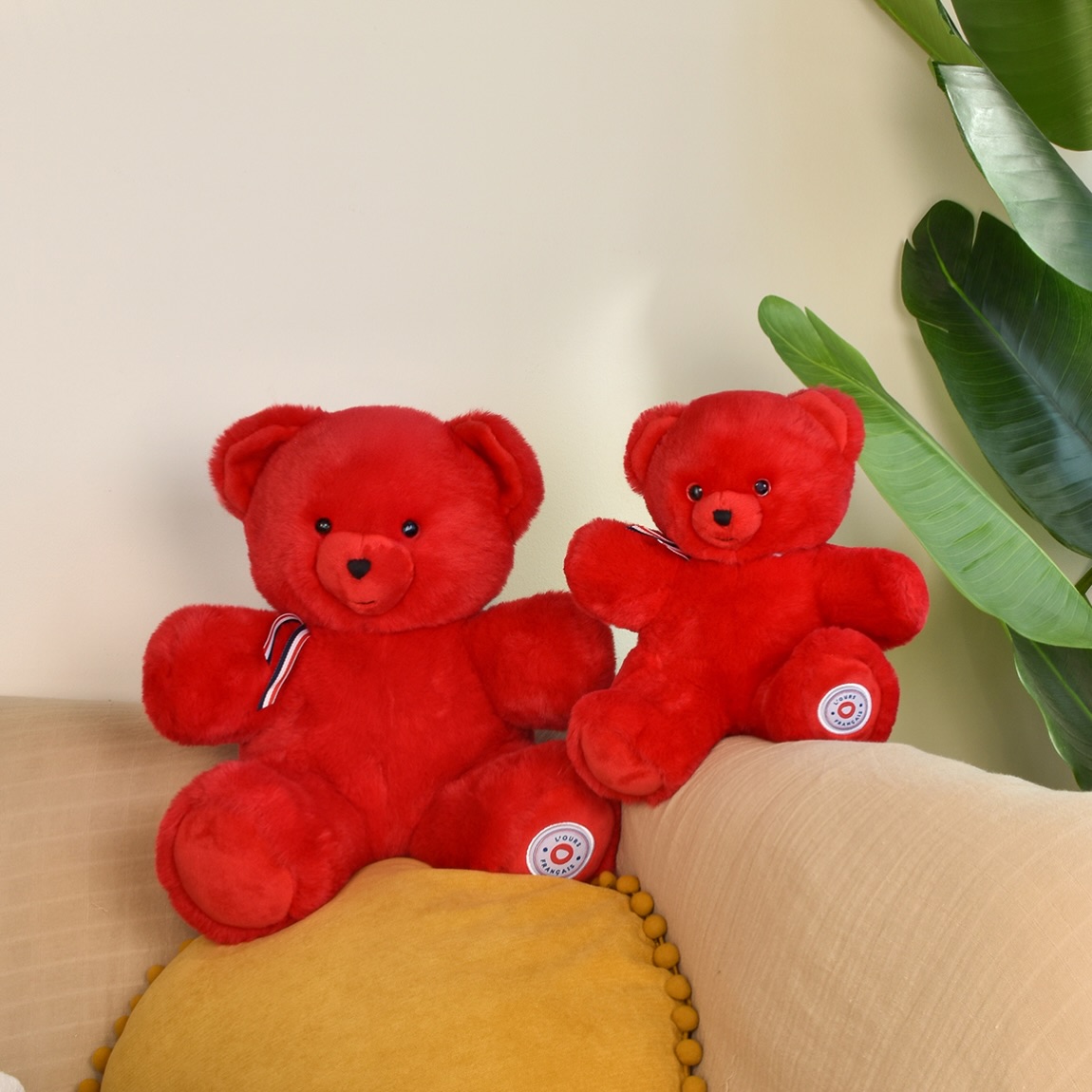 Pour la Saint-Valentin, commandez notre ours Français rouge ! ❤️🧸