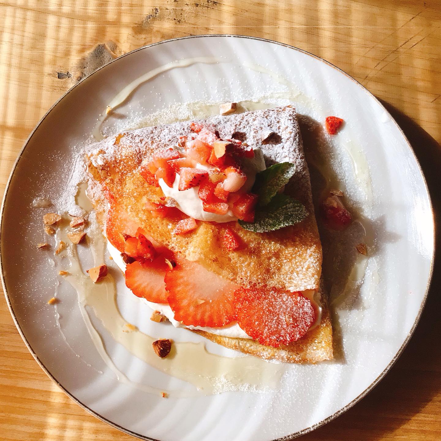 本日から
#いちごのクレープ
はじまりました。