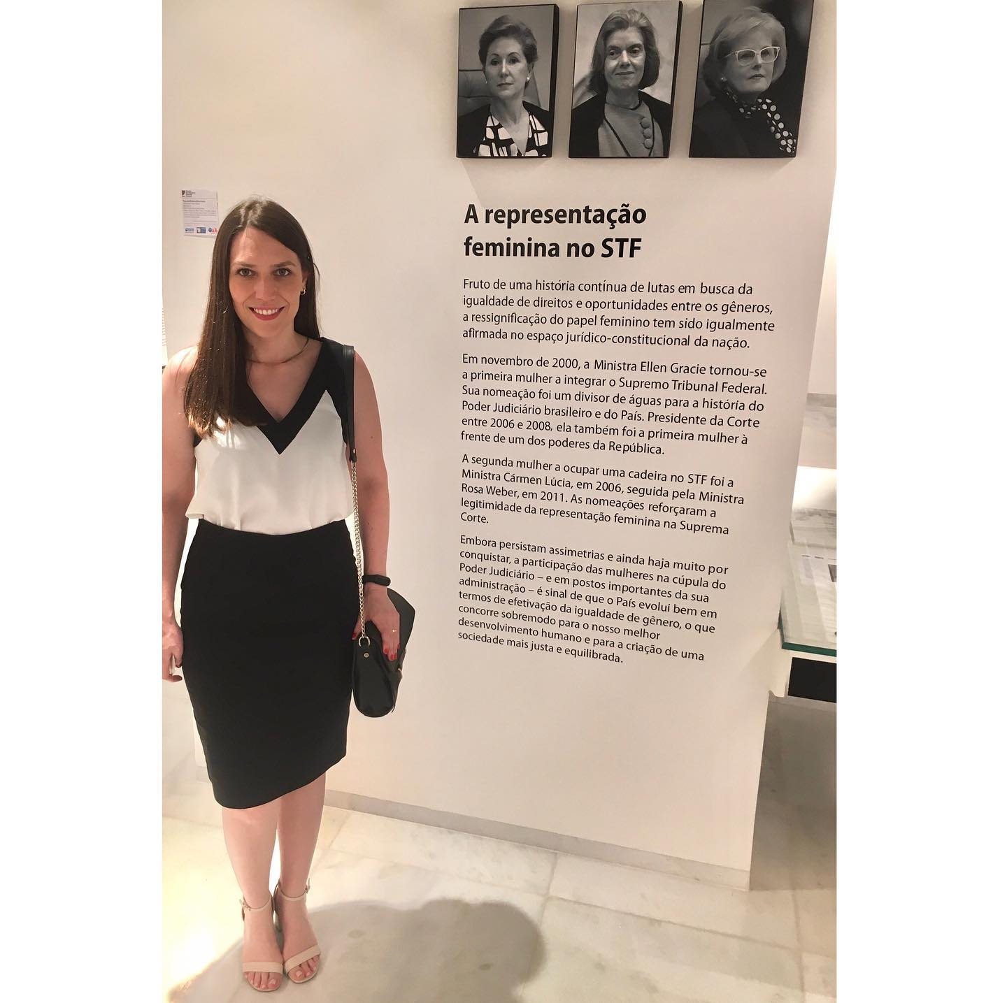 #tbt Da nossa visita à Brasília.
Pra quem gosta do Direito e de história, é um ótimo destino para conhecer no Brasil!
#jundiaí #advocacia #advogados #direitodefamilia #brasilia #stf #advogadafamiliarista #brasil🇧🇷