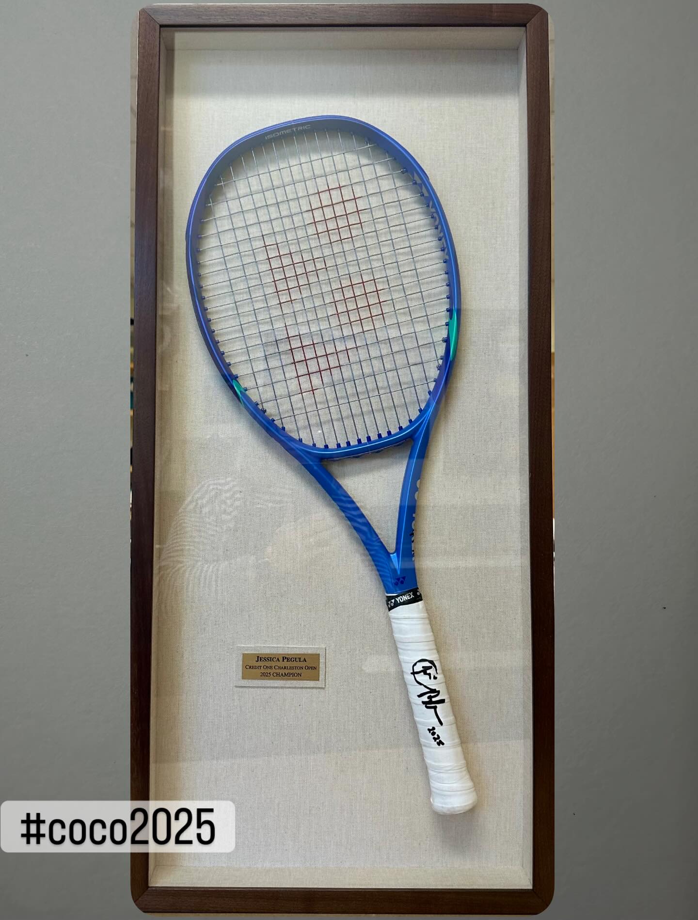 🎾Always an honor to frame the champion’s racquet from the Credit One Charleston Open! #jessicapegula
🎾 Charleston friends— who would you like to see in the finals for COCO 2026?
#DanielIsland #CharlestonSC #CHS #DI