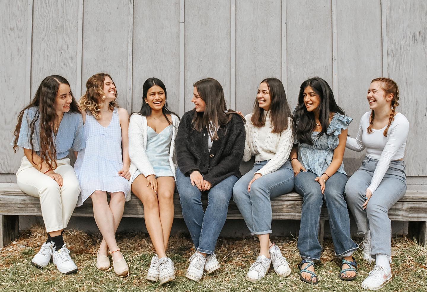 sweet sisterhood • kappa alpha theta
.
.
#abigaillindseyphotography #sisterhood #greeklife #sorority #greek #portraitphotography #familyphotoshoot #photoshoot #photoshoots #groupphoto #kappaalphatheta #photographyportrait #portraitsession #greeklife #cwru #cwrugreeklife #camphomitakoda #homitakoda #groupphotoshoot #sororityphotoshoot #sisters #casewestern #sisterhoodretreat #theta #thetakite #largegroupphotography #sisterhoodshoot #clevelandphotographer #clevelandportraitphotographer #sororitygirls #sororitysisters