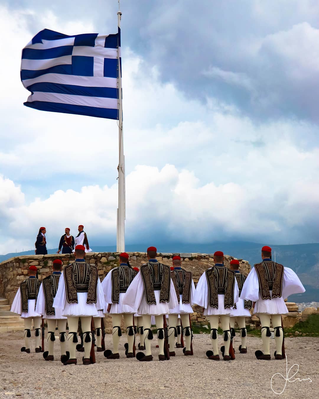 🏺🏛❗ GREECE - 200 YEARS OF INDEPENDENCE !
💙
ΖΗΤΩ ΤΟ ΕΘΝΟΣ - ΖΗΤΩ Η 25Η ΜΑΡΤΙΟΥ 1821 – ΧΡΟΝΙΑ ΠΟΛΛΑ !
🇬🇷
▪️
◾◾◾
HAPPY GREEK INDEPENDENCE DAY !
🇬🇷
▪️
For as Long as Goodness, Hope & Courage Lives in Men’s Hearts Greece Shall Be the Spear of Democracy.
◾◾◾
#wanderlust #picoftheday #photooftheday #architecture #greece2021 #greektemples #ig_greece #athens #travelblog #travelgram #letsgo #goexplore #travelphotography #discovergreece #greekbloggers #greecelover_gr #greece_all #greece_is_awesome #feelgreece #greece_united #greecelovers #view #adoregreece #canongreece #greecetravelgr #greece_moments #indepedence #athens #acropolis #parthenon