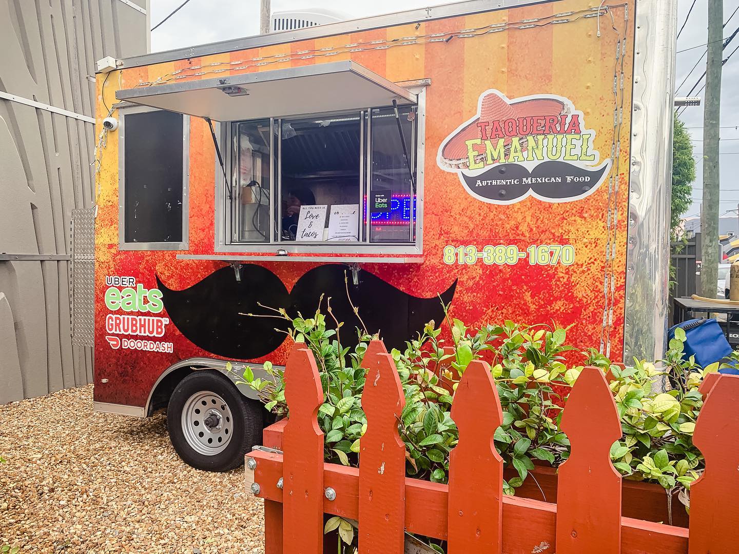 Book Taqueria Emanuel for your next event! Send us a DM or give us a call at (813) 389-1670
_________________________________
¡Reserva Taqueria Emanuel para tu próximo evento! Envíanos un DM o llámanos al (813) 389-1670
#TaqueriaEmanuel