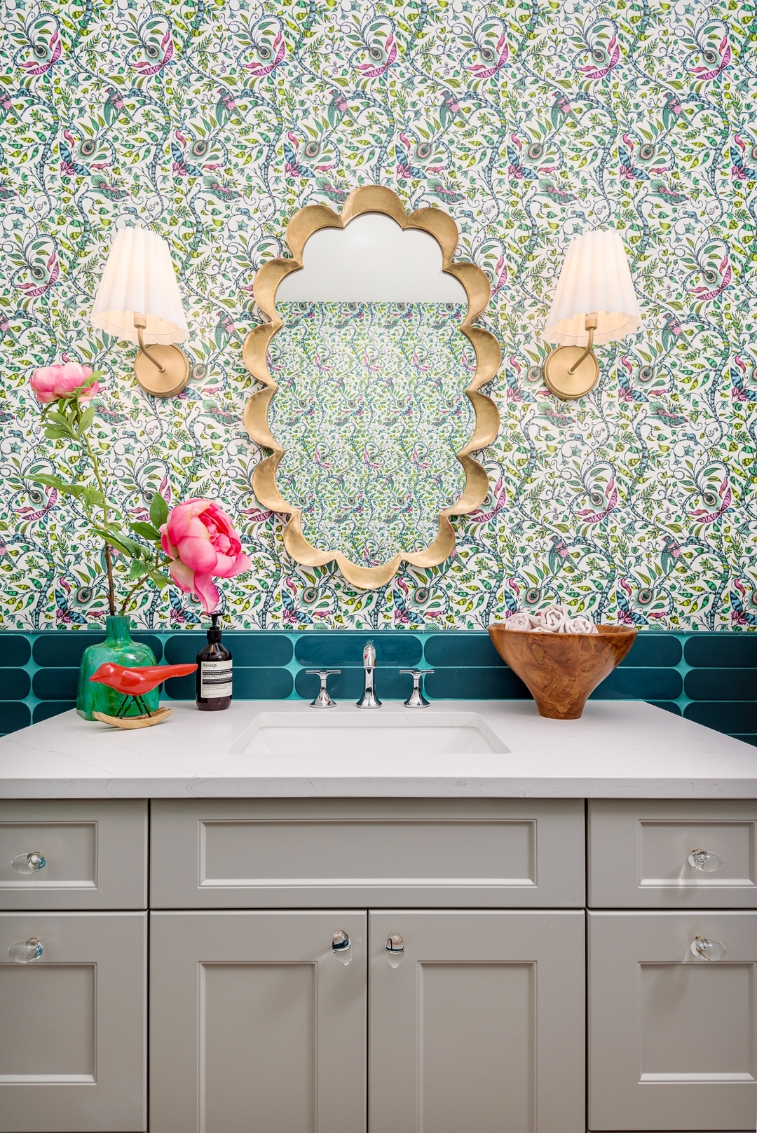 🌺🛁 A Vibrant Oasis! 🛁🌺
Step into this stunning bathroom that celebrates color and creativity! 🎨✨ With bright, playful tiles and bold floral wallpaper, this space is a feast for the eyes. The lively patterns and colors work together to create a joyful atmosphere, making every visit feel like a mini escape.
At Everyday Lovely, we believe that even the smallest spaces can make a big impact. Embrace your style and let your personality shine through! 🌟💖
Interior Design: @everydaylovelydesign
Project: Clayton
Builder: @smithandmeade
Photographer: @natepolta
Stager: @staged5280
#EverydayLovely #BoldBathroom #ColorfulDesign #FloralWallpaper #BathroomInspo #LivingBeautifully