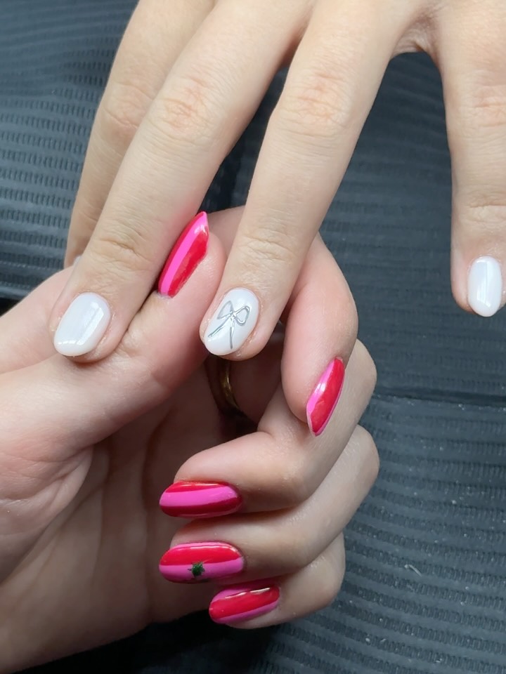 A peek into some recent salon moments. 🤍
We’ll see you soon,
The Hazel Team