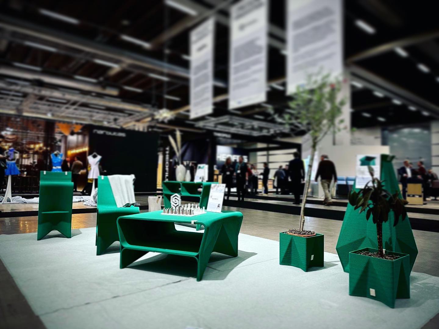 How about starting you day with a living space made of recycled fishing net? Currently exhibiting in @stockholmsmassan @sthlmfurnfair Hall A 25:16.
Furniture design @stylecollectionhome
Getti Chessset @l.y.n.n.l.i.n
3D printing partner @theindustryswedenab @lostboyslab
#3dprinted #recycledmaterials #furnituredesign #recycled #recycledplastic #fishingnet