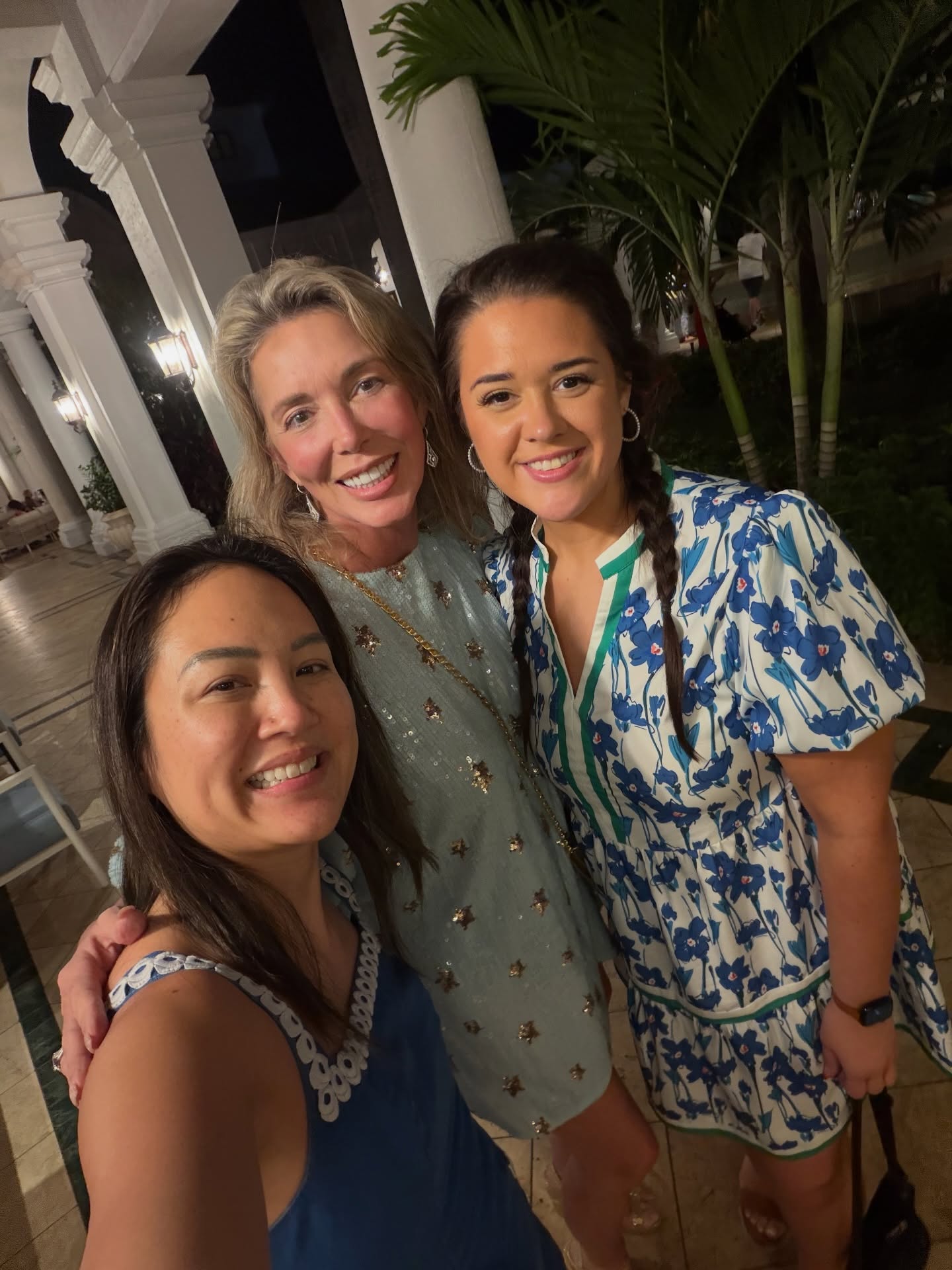 Sometimes you have to travel to see your friends. ✨
I’m so grateful I took that first trip to Aruba with these Elevate ladies two years ago. It was the first time I had stepped away from my family and my business in a long time, and honestly, it pushed me way outside my comfort zone. Traveling to another country for a retreat where I didn’t know a single person felt big at the time.
What I didn’t realize then was that I was about to meet some of my closest friends. Coming from different parts of the country and completely different real estate markets, we’ve built friendships that run deep. We can go months without seeing each other or even talking regularly, but when we’re together, it feels like no time has passed at all.
If you’ve been hesitating to take that trip, say yes anyway. Stepping outside your comfort zone might just lead you to the people and experiences you didn’t even know you were missing.
🩷 @katmassetti, your Northern Virginia real estate professional concierge