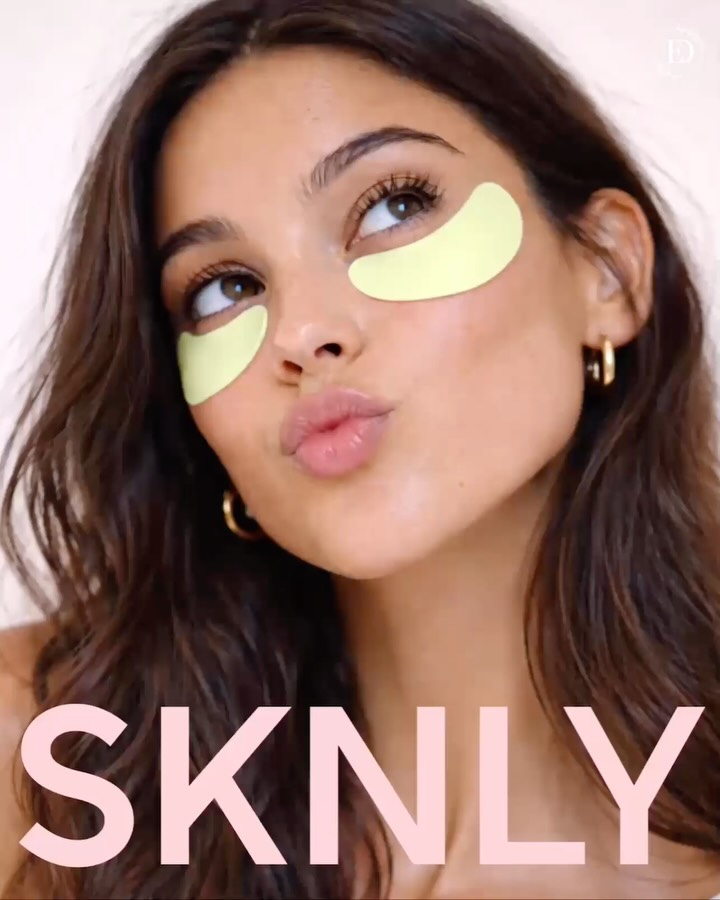 SKNLY (1/2)
SKNLY is a Gen Z skincare brand focused on simple, honest routines - for everyday skin, without the pressure to be perfect.
⋆˙ ⋆⭒˚.⋆˙ ⋆⭒˚.
#bcsknly #briefcorp #skincarebrand #minimalistskincare aestheticbranding