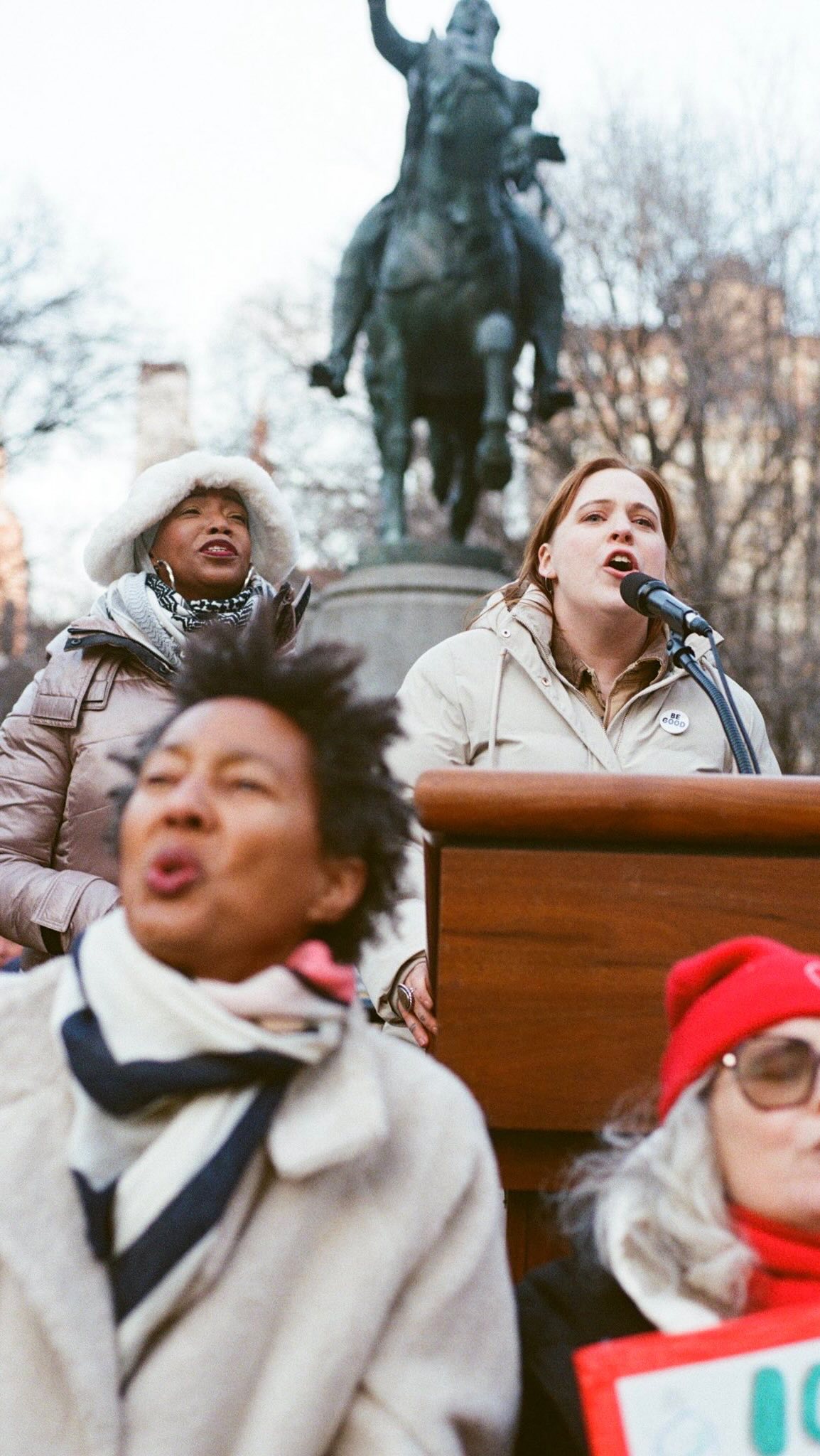 🎶 New York to Minnesota,
😤There’s one thing we all know,
🔊Be loud and form a crowd,
📢And tell that ICE they’ve got to go!
The @resistancerevivalchorus was proud to sing the words of Woody Guthrie — plus a new verse of our own — for the thousands of New Yorkers who showed up at one of hundreds of ICE Out for Good rallies + marches across the country in solidarity with Minneapolis today. This song is dedicated to the thousands of Minnesotans who took to the streets in -20 degree weather in a massive general strike that shut down the Twin Cities today.
We stand with Minneapolis against the killing of Renee Good and all victims of ICE, the assault on the Twin Cities — and Chicago, New Orleans, LA, Portland, Oregon, and now Portland, Maine — and the abduction of our immigrant neighbors all across the country.
We demand the abolition of 🧊and freedom from detention, deportation, and the expanding reach of the surveillance state. Ice out of America, #ICEoutForGood.
Join your neighborhood mutual aid group, get trained in how to identify and report ICE, set up recurring donations to immigrant support groups, organize your block. #AllYouFascistsBoundToLose
🎶led by @oliviaellenlloyd
📹 by @paolamendoza and @jessepooljesse
📸 by @yikesbmg
🙏 gratitude to our friends at @middlechurch, @revjacquilewis + @raisingimagination for the invitation to sing today