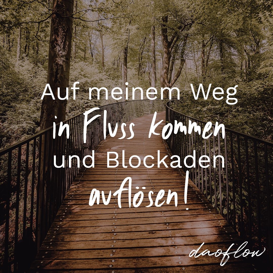 Für mich bedeutet Dao, die Beschreitung meines ganz persönlichen Lebenswegs. Das achtsame Entdecken, Wahrnehmen, Erkennen und Fühlen aller Gegebenheiten in und um mein Leben herum. Diese zu beobachten und zu begreifen, den Fluss zu erkennen und wenn nötig bei Blockaden lenkend eingreifen. Das beschreibt die Kombination aus dao & flow.
- daoflow -
Bild: @lisas_landscapes
.
.
.
.
.
#dao #daoflow #qigong #taichi #taichionline #qigongonline #taichiqigong #schönebewegung #lebenimjetzt #achtsamleben #innerebalance #innereharmonie #imeinklangmitmir #ruhigergeist #auszeitvomalltag #durchatmen #ausgeglichenheit #stressbewältigung #körperbewusstsein #sportzuhause #gesünderleben #selbstliebe #inspiration #gesundheit #healthylifestyle #positivevibes #taichideutschland #qigongdeutschland #auszeit #entspannung
