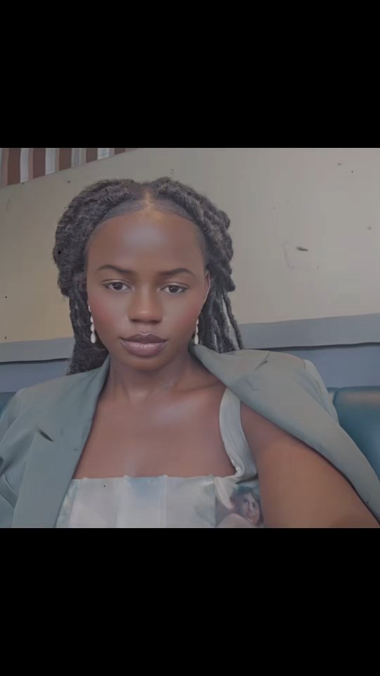 ONE THING I HAVE NEVER BEEN IN MY LIFE
is insecure.
#blackgirls #selflove #trending #confidence #lifequotes