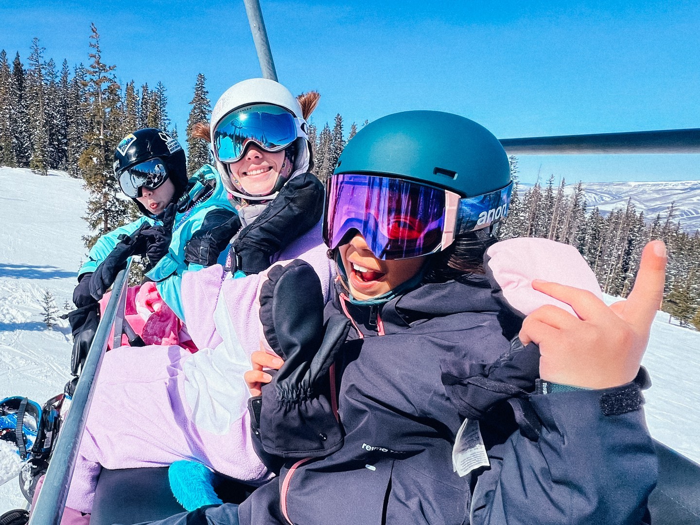 Duchess Ride Snowboard Camp Sign Ups are Live!
Ready to soar to new heights? 🏂
Our winter snowboard camp offers girls a unique opportunity to challenge themselves, build resilience, and forge lasting friendships. Surrounded by nature and like-minded peers, your daughter will return home empowered and ready to take on new challenges. Limited spots available, so register today!