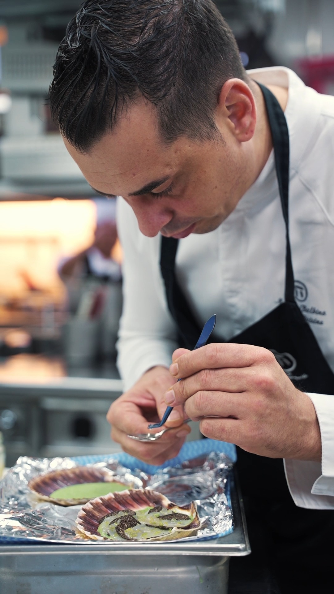 Envisioned by Chef Pierre Gagnaire and expertly executed by Chef Mathieu Balbino, this truffle season invites you to savor the earthy, seasonal richness of Melanosporum black truffle in a menu where refinement meets nature’s finest flavors.
Exclusively available from 20th to 30th January.
For more information and bookings, please visit pierresdubai.com or call us at +971 56 511 3356
#PierresDubai #GaultMillauUAE #michelinguidedxb #truffle #pierregagnaire