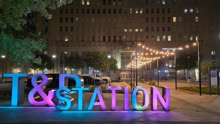 Construction is now officially complete on the Lancaster T&P Passage project, managed by Downtown Fort Worth, Inc.
T&P Passage will serve as a physical "welcome" to visitors making their arrival into Fort Worth, complementing the iconic history of the surrounding architecture on Lancaster Avenue.
Attend the ribbon cutting ceremony at 4pm today, December 2nd for full details and a tour of the project. You can find more information at dfwi.org/go/tandp-passage!
Image credit: DFWI
#communitydesignfortworth #dfwi #texasandpacific #projectcompletion