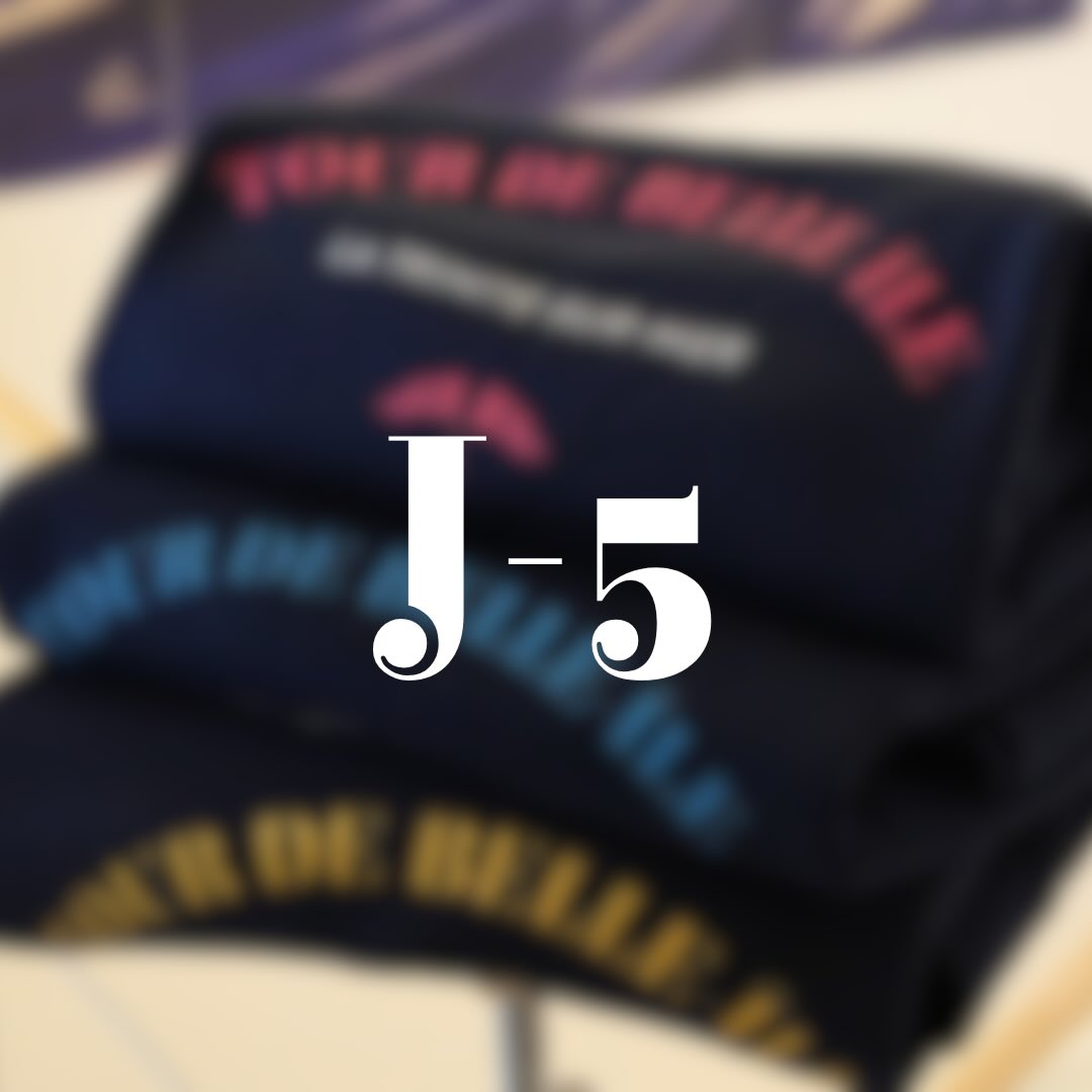 La nouvelle collection arrive ! 👕
Dans 5 jours la boutique en ligne ouvre ses portes !
Une collection exclusive, inspirée par l’île, la course et celles et ceux qui la font vivre 💛
🚨Alerte bon plan : Vous pourrez également profiter des soldes de la collection 2025 !