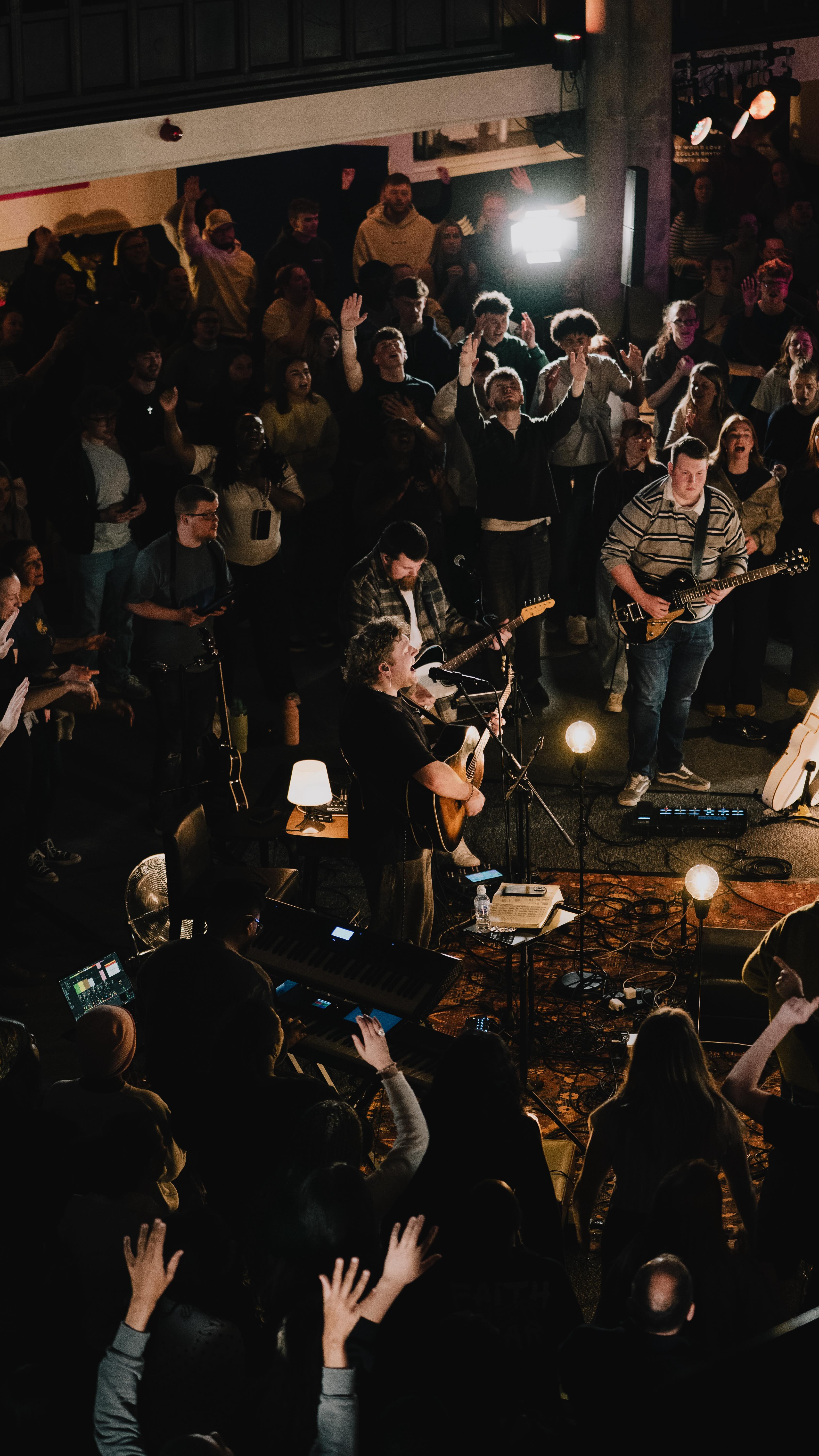 We’ll never stop singing about you Jesus!
#therevelationroom #worship #glasgow #worshipnight #houseofworship