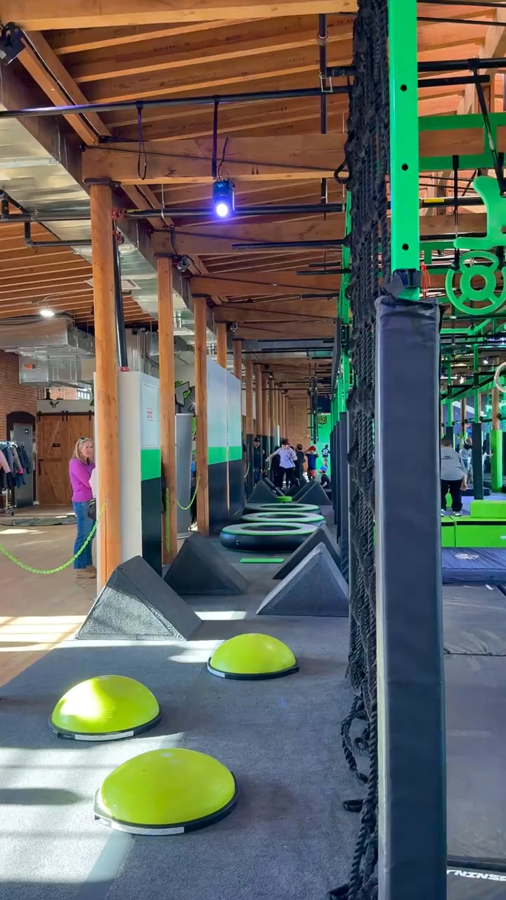 Speed and Precision on the course🫡🏃♂️
#NoLimitNinja #YonkersNY #WestchesterNY #NinjaWarrior #NinjaTraining #NinjaGym #ObstacleCourse #WestchesterMoms #YonkersMoms