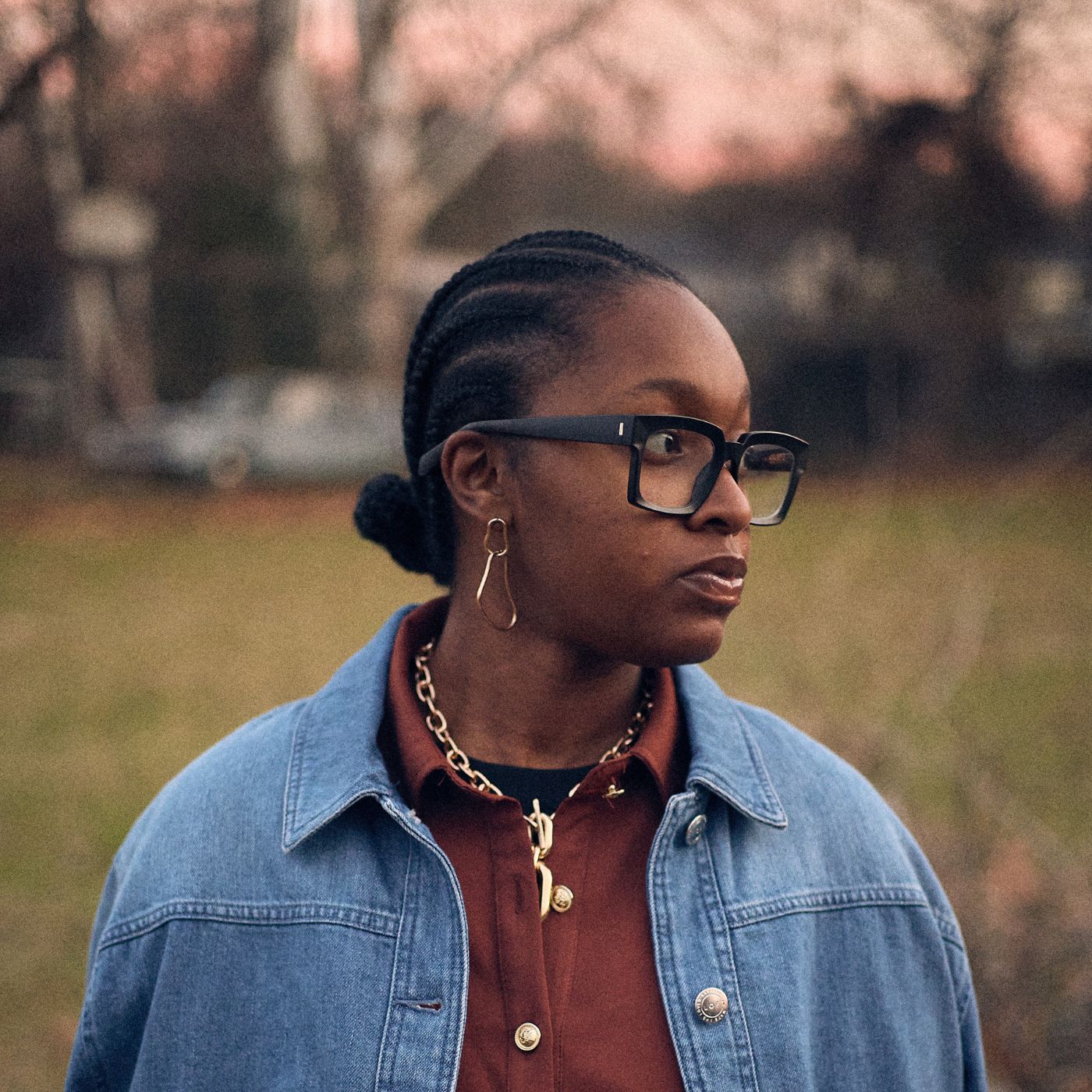 TO BE SEEN out now. 3 tracks, all heart. Love yall!
.
.
.
Photo by stagesofdej