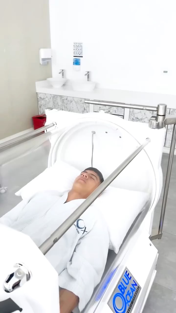 ✨ Esta Navidad, el mejor regalo es estar bien.
Cuidarte, compartir y disfrutar momentos que se sienten en el corazón. Feliz Navidad te desea Club Ser🎄🤍