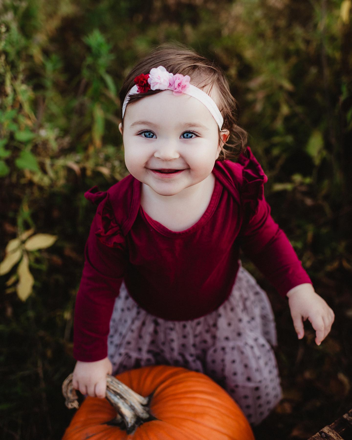 Too beautiful! #rochesternyphotographer #rochesternyfamilyphotographer #lifestylephotography #love #fall #familysession