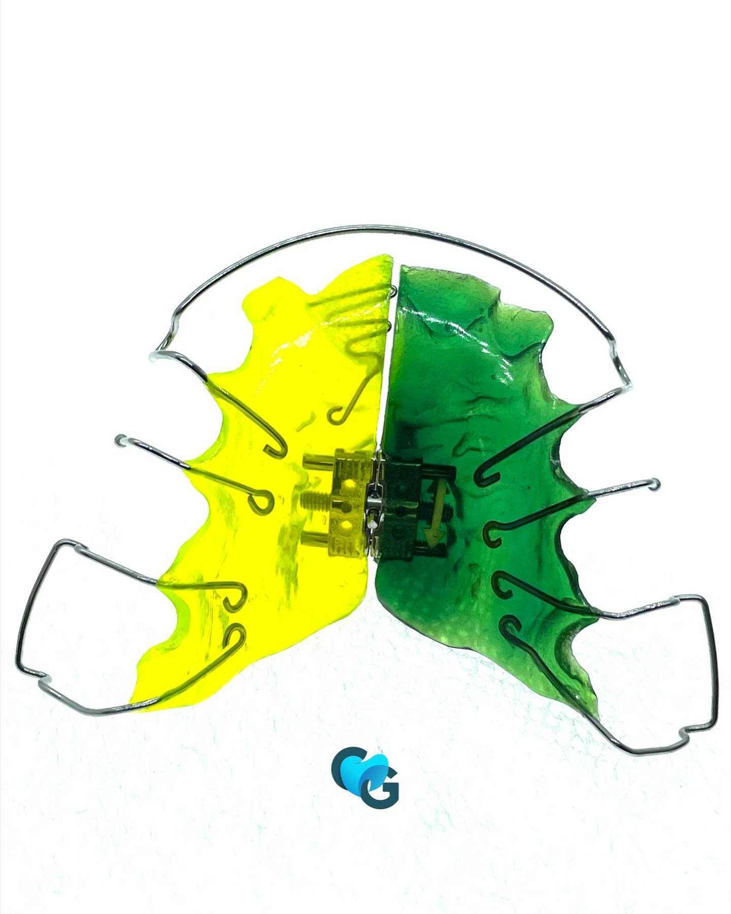 #appareilorthodontique #plaqueortho #expansion #orthodontictechnician #ortho #orthodontie #orthocolors #orthopassion #techniciendentiste #dent