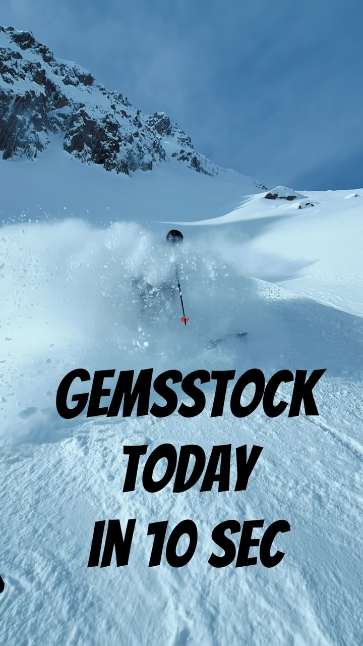 10 cm of fresh snow.
10 seconds of joy.
Doesn’t take much.
Persistent weak layers remain — choose wisely.
@andermatt.official @andermatt_sedrun_disentis @blizzard_tecnica @imholzsportandermatt @vailmtn
#andermattguides #weloveskiing #freerideandermatt #skitouring