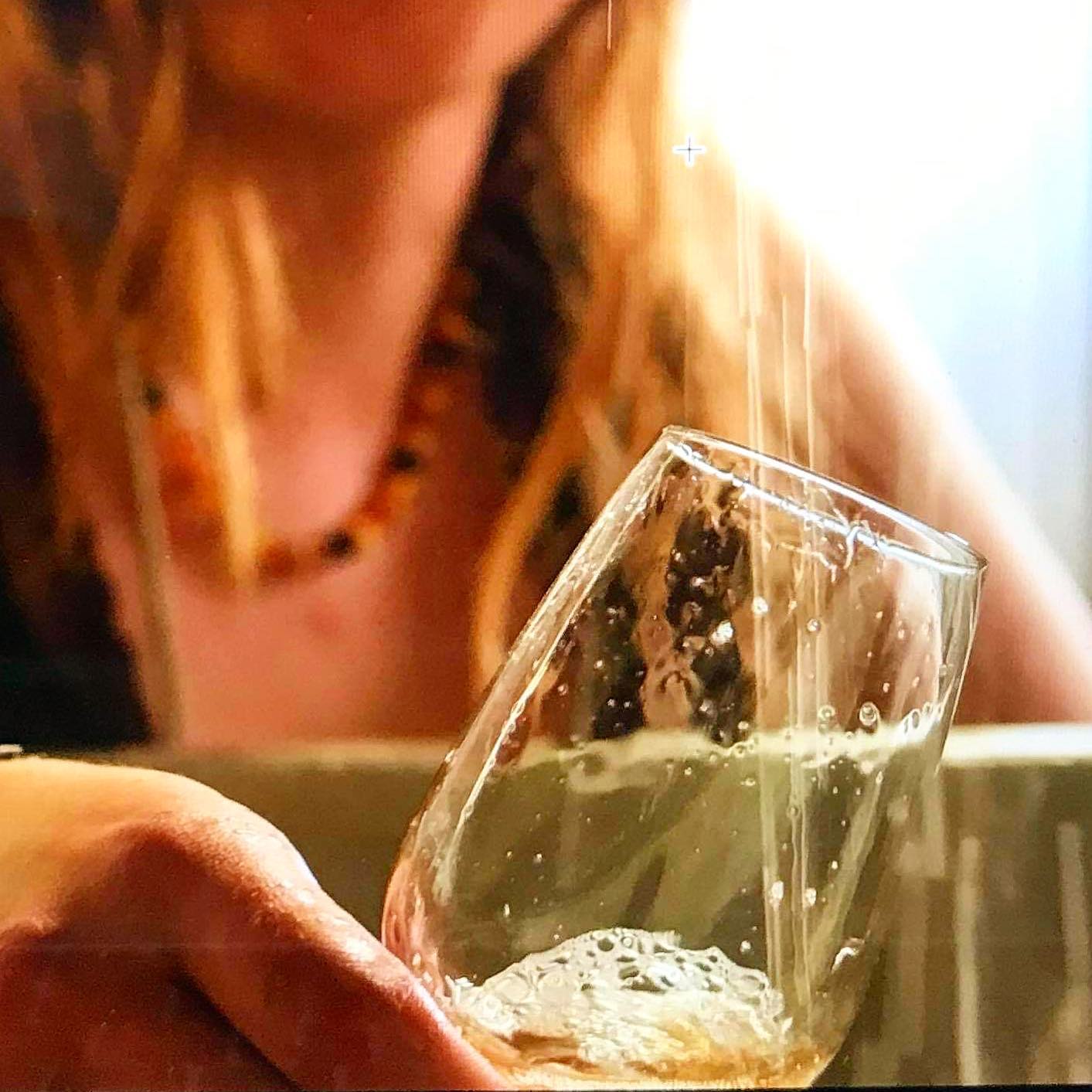 R I E S L I N G
Grand Cru Wineck Schlossberg
•
•
•
•
•#riesling #rieslinglover #alsace #drinkalsace #alsacerocks #wine #winelover #winelovers #vin #vindalsace #vino