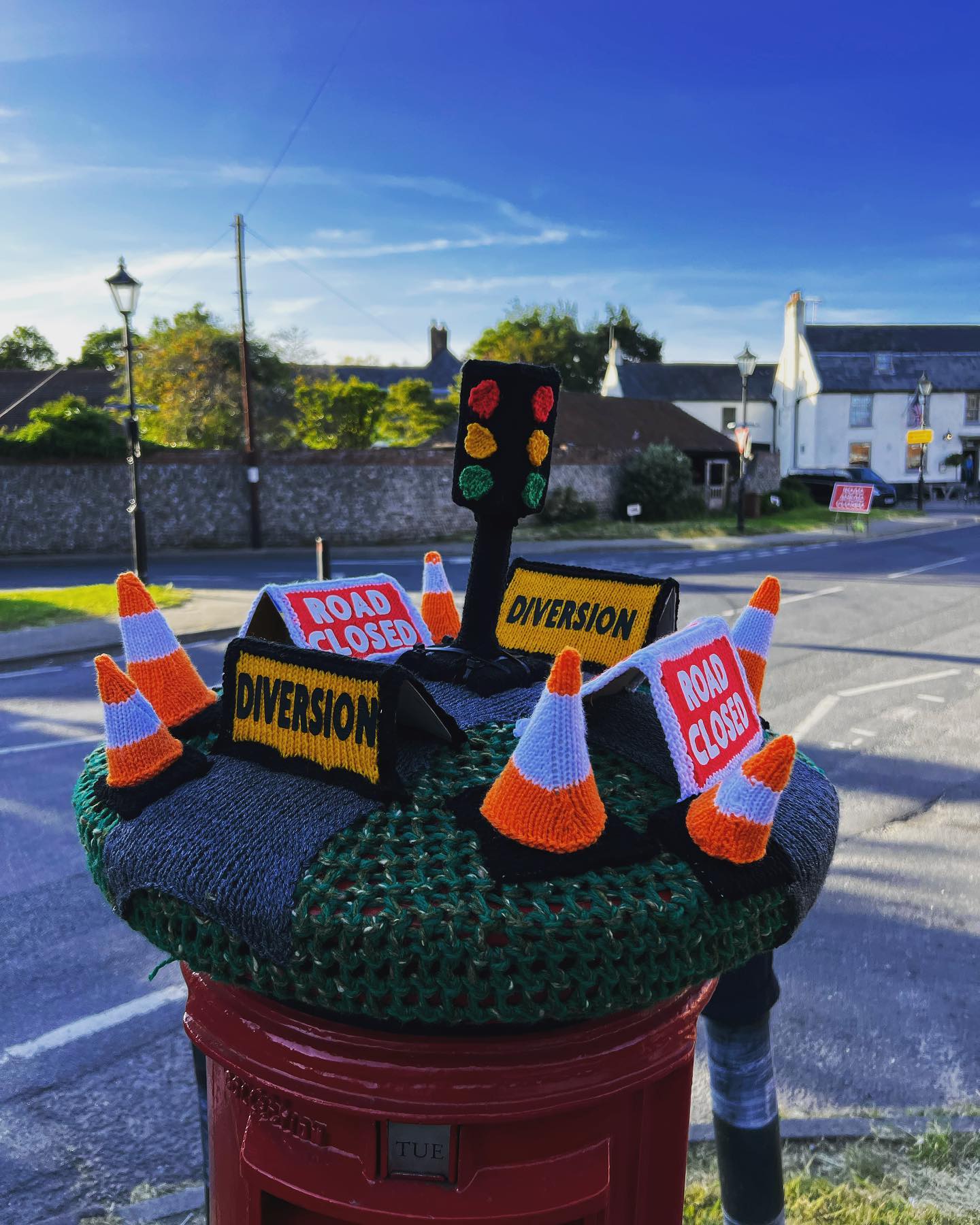 Loving the latest work from #angmeringyarnbombers