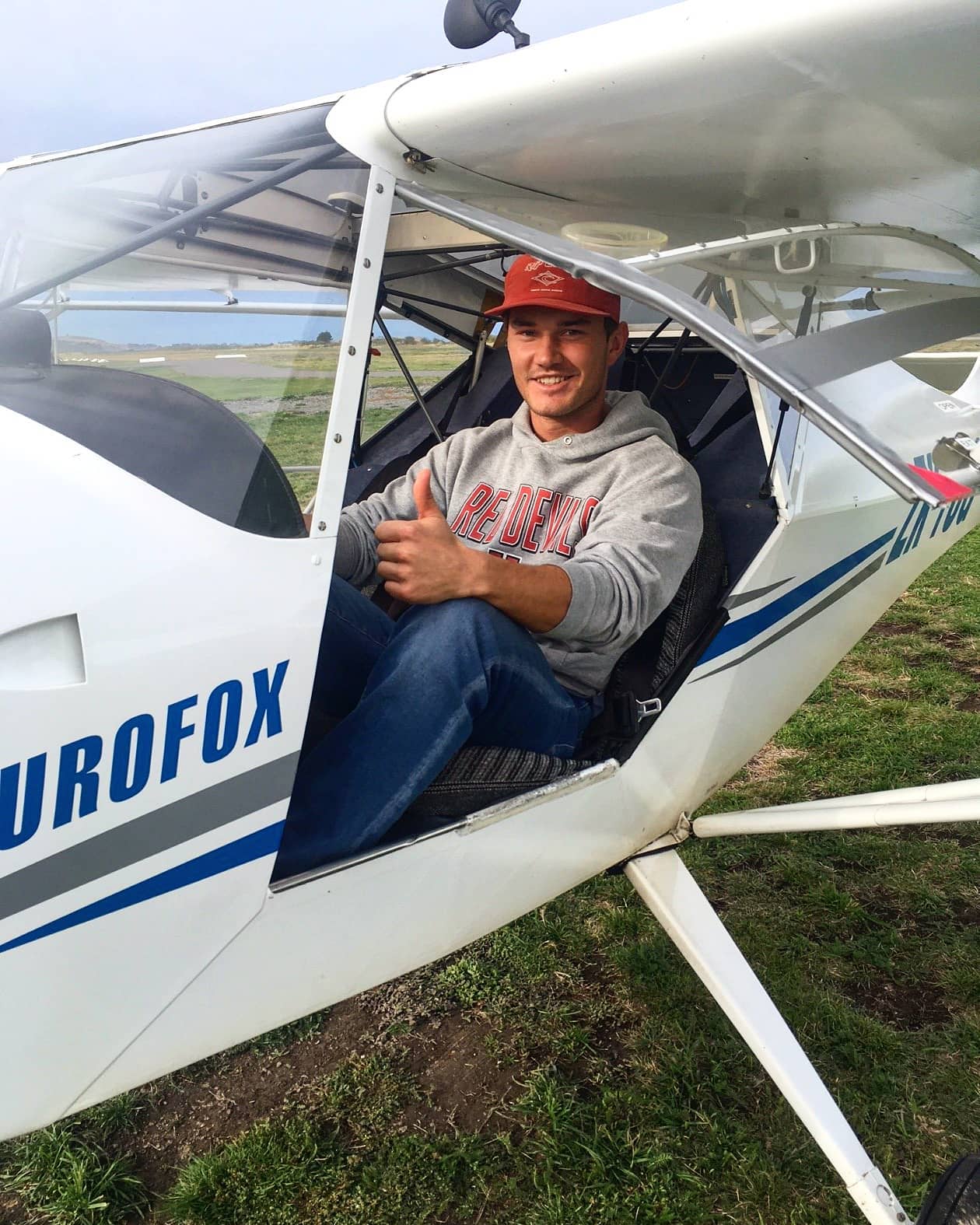 One of our fantastic students Adam went on his first solo last month! And he did it in just under 8 hours! Well done Adam, great flying 👏✈
#flying #training #aeroclub #flighttraining #solo #firstsolo #congratulations #2021 #letsgo