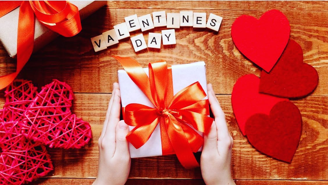 Skin care is self care! Show your skin some love this Valentines Day π
Save 20% on all gift cards!
Give the gift of glowing skin and relaxation, treat yourself or gift to a loved one. Link in bio ππ
#skincare #customfacial #selfcare #wellness #glowingskin #westchesterny