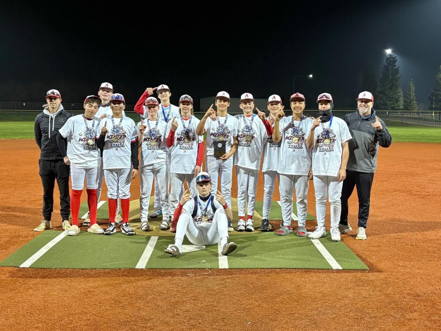 We typically don’t do January tournaments, but with a big year ahead getting these 14U boys ready for high school, we wanted to get started early. The work already put in showed with a perfect 4-0 weekend, keeping pitch counts on average under 30 for the weekend. We are excited about what’s ahead for this team this season. Back to work Tuesday with hitting at One More Training followed by a team strength and agility provided by HyperThrive🤙🏼 THANK YOU to all @1more.training and @hyperthriveloomis coaches #trusttheprocess