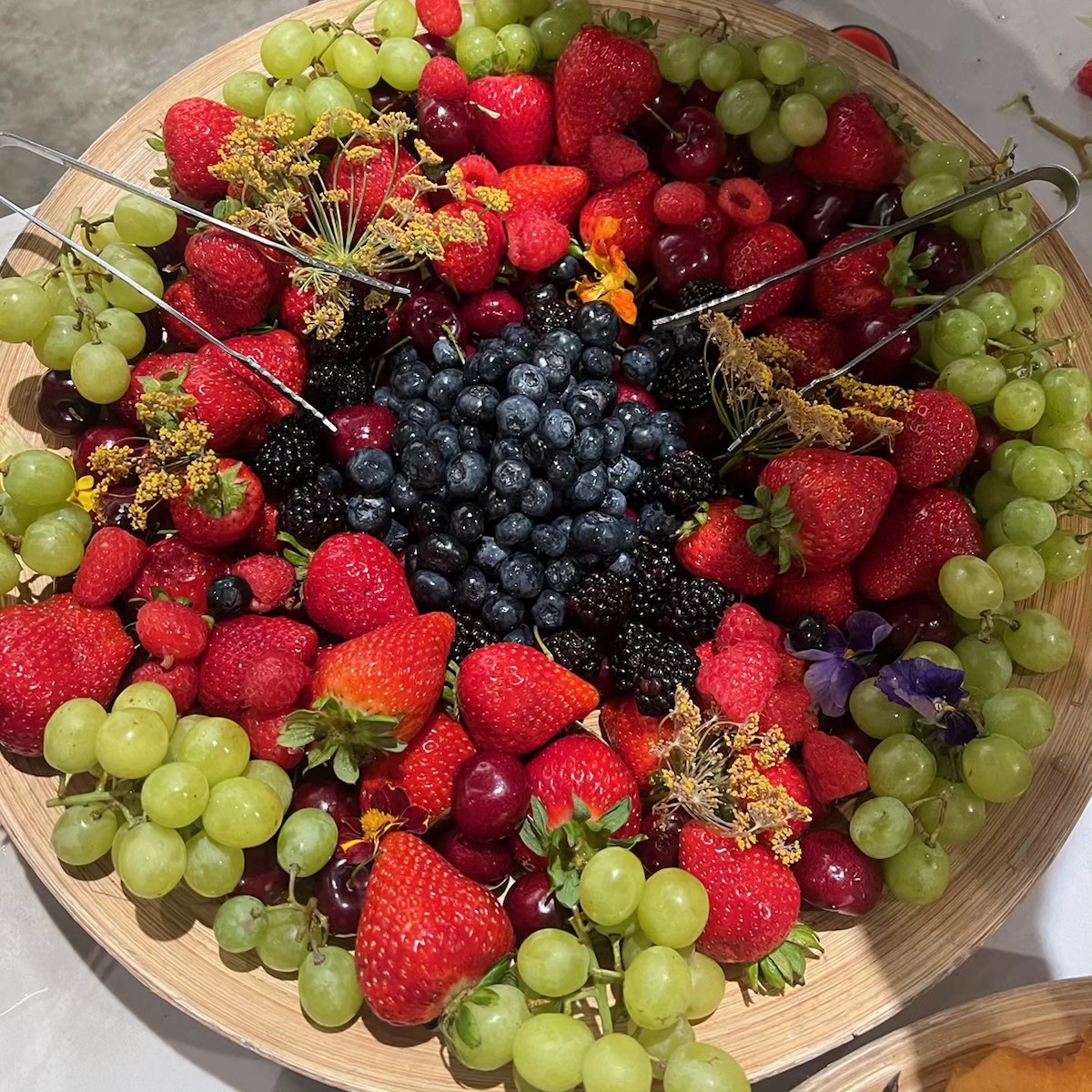 Summertime berry delight! Our in-house caterer @artemisfoods make the best platters for any type of event. Sourcing local and in season produce.
#everettwest #artemisfoods #pdx #foodie #thepearl #pdxparty #oregonwedding #partyinportland #portlandia #pdxevent #portlandvenue
‐‐----------‐----------------------------------------------------------------
Book an event at our venue. Great for any occasion: business, birthday, wedding, dance party, fundraisers and more! In house caterer @artemisfoods. Bring your imagination! For more information, link in bio.