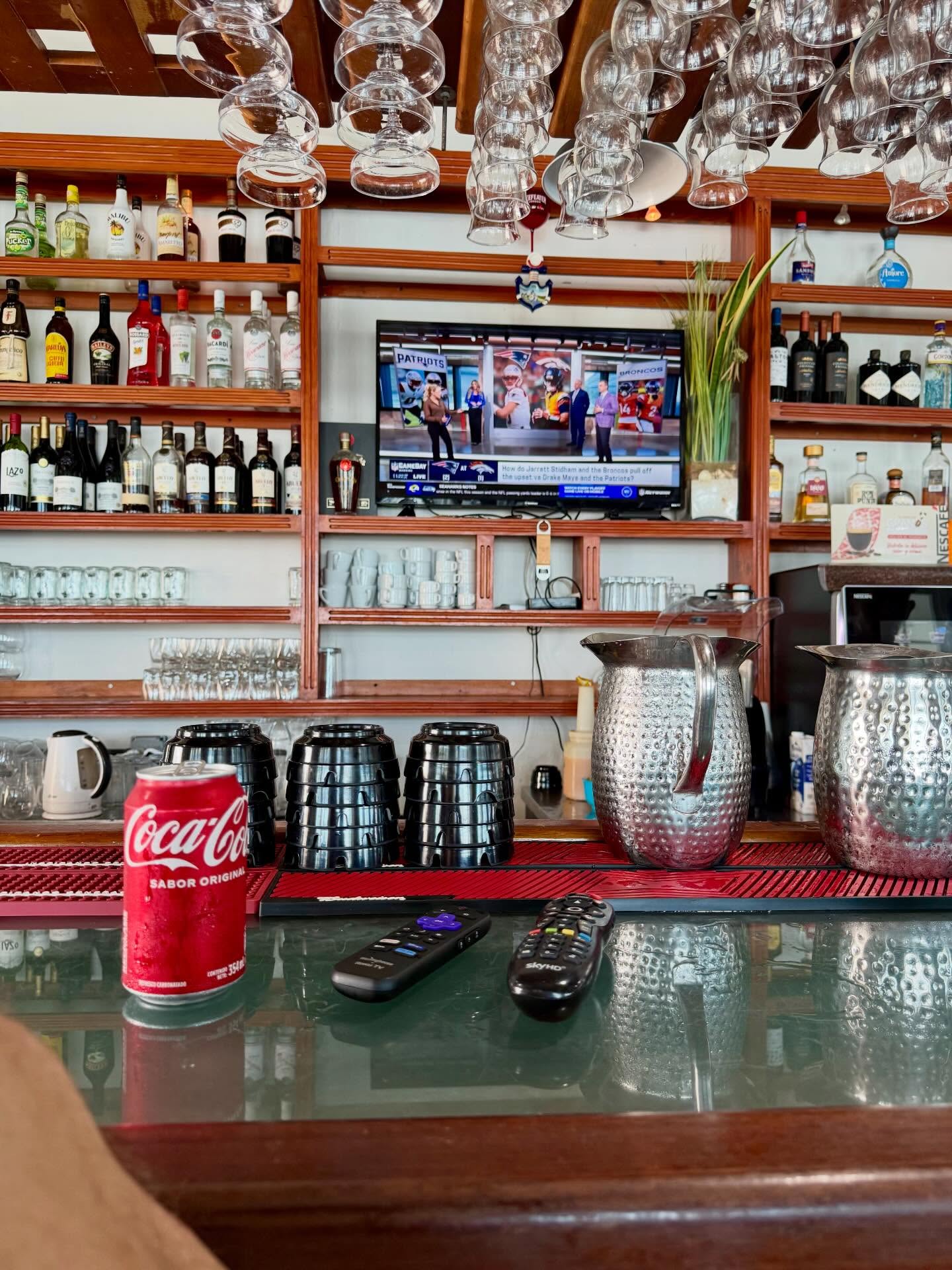 I hijack the remotes at the marina bar every Sunday and fully commit to being that American 🇺🇸🏈😂
Although now that I’m sober, I’m loud… but not an idiot! 😂
Couple drought seasons behind us since Brady left, and it finally feels like we’re turning a corner. Verbal’s the man with the plan, McDaniels actually cooking, and Drake Maye getting the offense moving instead of just surviving.
Patriots vs. Broncos (minus Bo Nix). Let’s f***ing go!
Days Sober: 2,230