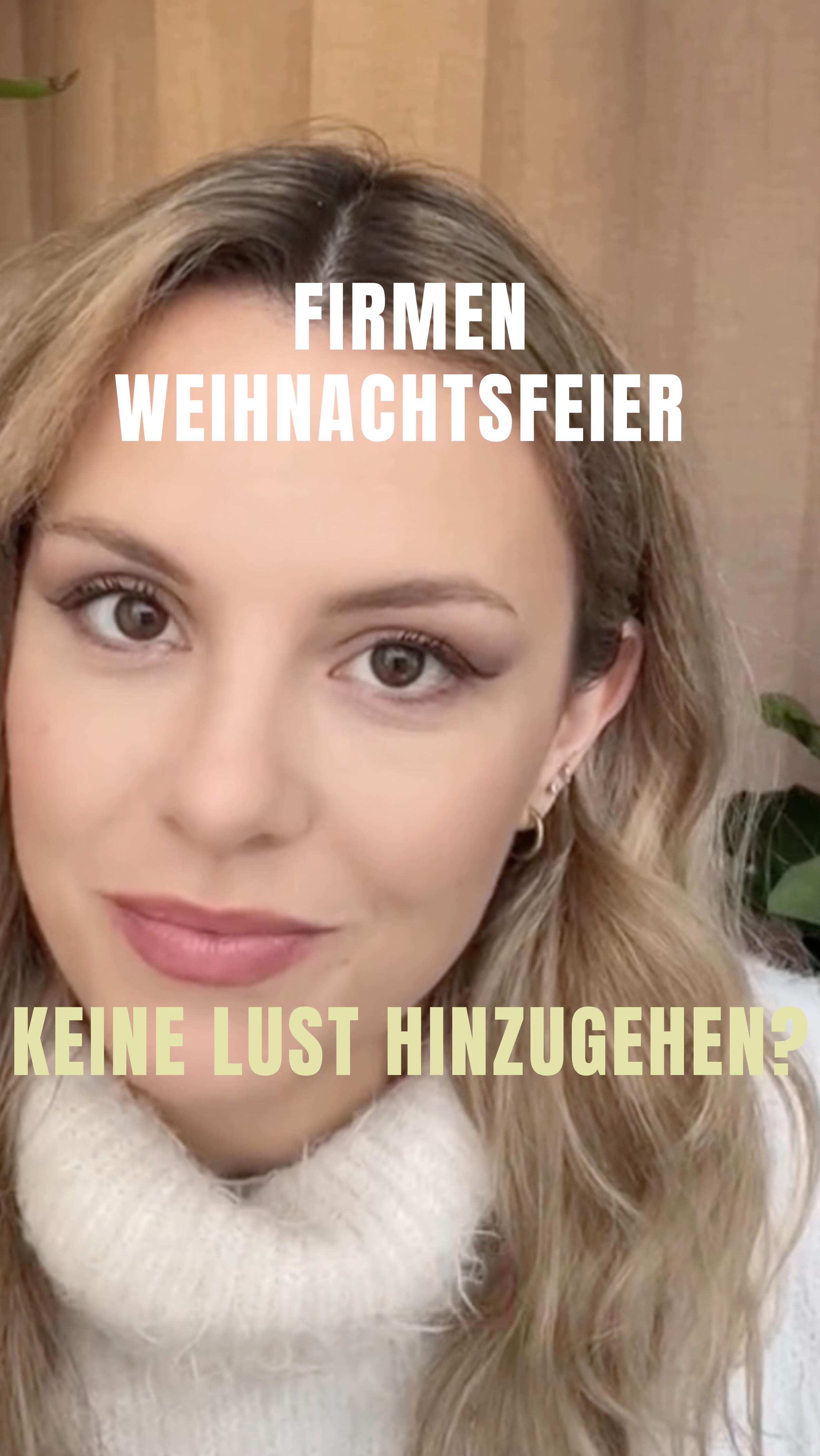 🎄 Keine Lust auf die Firmen-Weihnachtsfeier?
➡️ Auch wenn die Teilnahme an einer Weihnachtsfeier freiwillig ist, fühlen sich viele verpflichtet.
Häufig aufgrund der Sorge unkollegial zu wirken oder „ein schlechtes Bild“ abzugeben. Die Folge: Stress!
❓ Sag ich ab? Oder sollte ich mich aufraffen doch hinzugehen?
📌 Wenn du merkst, dass dein Bedürfnis nach Ruhe oder Abstand gerade stärker ist, darfst du das ernst nehmen. Eine kurze, klare Absage reicht. Du musst dich nicht erklären.
💡 Gleichzeitig kann eine Teilnahme auch Vorteile haben, da sie eine Möglichkeit bietet Beziehungen zu stärken - wenn es sich für dich stimmig anfühlt.
💬 Und wenn nicht? Wertschätzung geht auch ohne Teilnahme.
📎 Sende den Beitrag an Jemanden, der genau diesen Reminder braucht!
📌 Laureen Süß I Wirtschaftspsychologin (M.Sc.)
🧠 Psychologische Beratungspraxis Düsseldorf
@wirtschaftspsychologin I Link in Bio