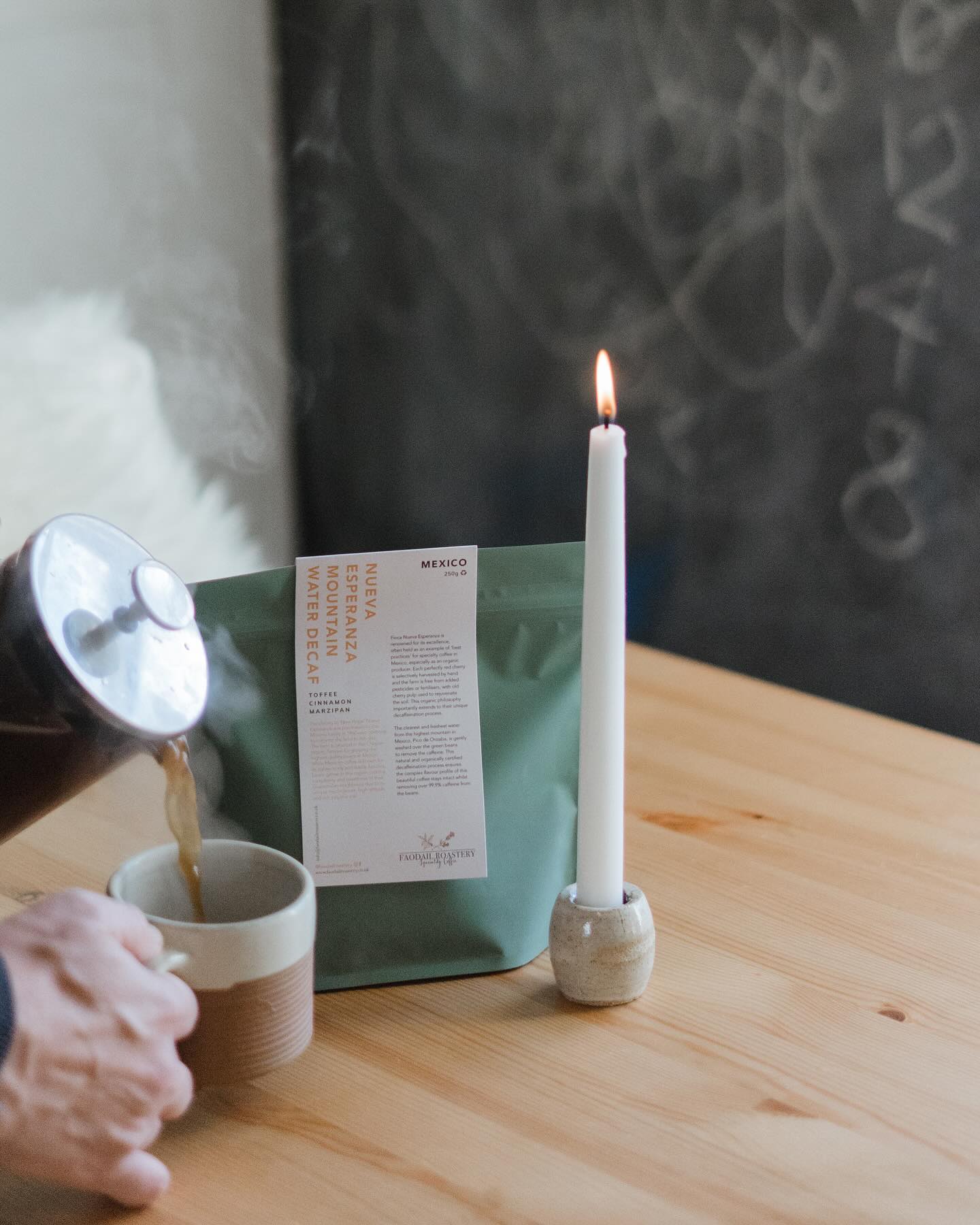 A very Merry Christmas to you all! We hope you enjoy the festivities and get a chance to savour a cup of coffee with your loved ones. Eternally grateful for your support. X
📸 @otagostreetcollective