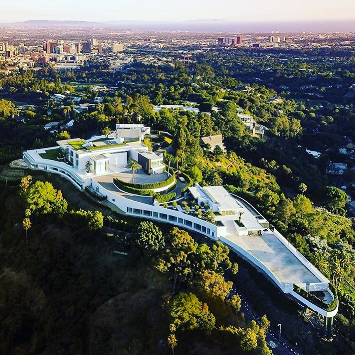 Interested to purchase Mansion The One in Bel Air Los Angeles? Assign #Staetenhof as your Exclusive Buying Agent #realestate #broker #realestateagent #certified #licensed #realtor #100000sgft #trustworthy #discrete #realestatespecialist #theone #belair #losangeles #la #buyrealestate #residentialrealestate #exclusiverealestate #dreamhouse