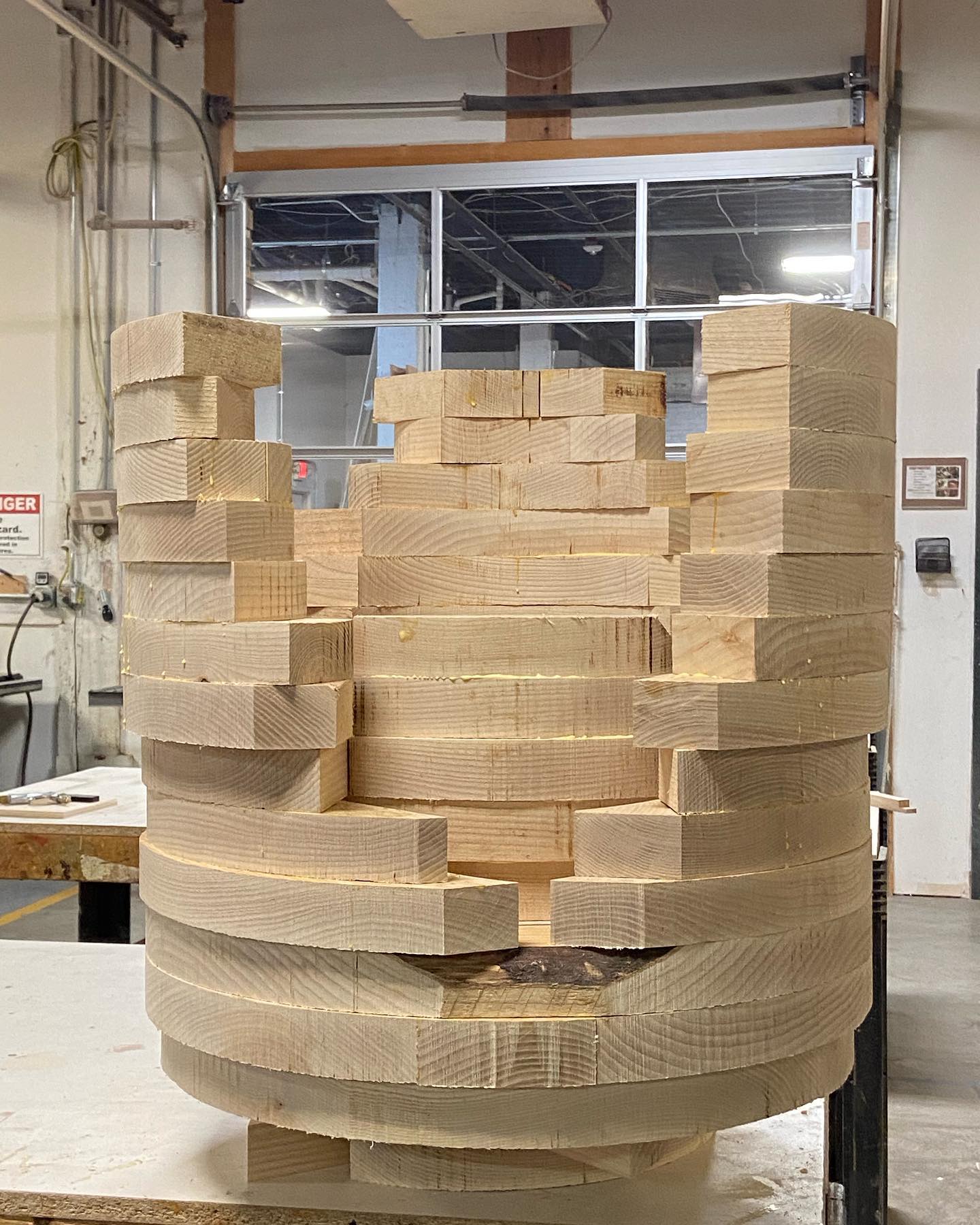 It’s gonna be a beautiful lady TRUST ME #itsart
.
.
.
.
.
#art #sculpture #design #powercarving #arbortech #interiordesign #furnituredesign #cbus #columbus #ohio #columbusohio #sculpture #coffeetable #onlyincbus #arbortechie #ideafoundrycolumbus