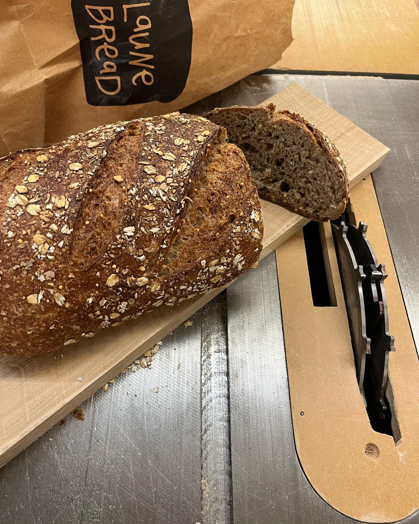 Many folks don’t know that fresh bread is key ingredient for fine furniture - Thank you @launebread !