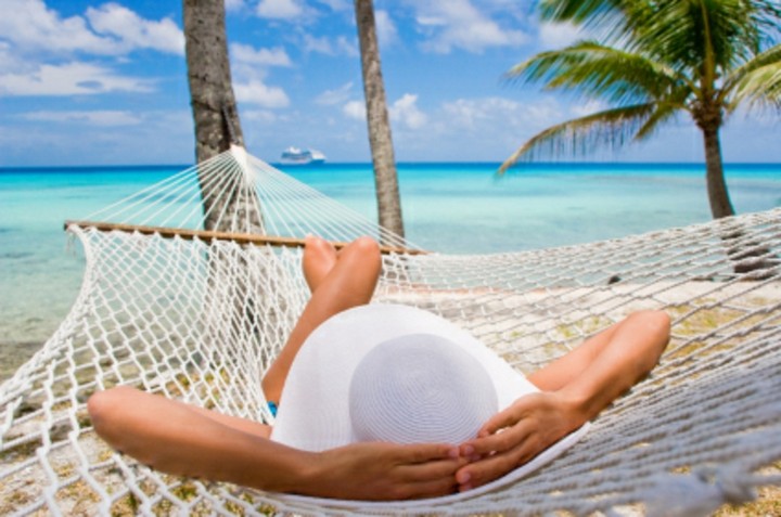 Time to relax! Ich schenke dir deinen RUHEanker!
Lerne bei mir im Gruppen oder Privatkurs für Autogenes Training/Persönlichkeitsentwicklung eine Krankenkassenanerkannte Entspannungsmethode.
Mich überzeugt am AT dass es einfach zu erlernen ist und überall anwendbar.
Mit der Kraft deiner Gedanken entspannst du deinen Körper und deinen Geist!
Zudem lernst du viel Hintergrundwissen zu Themen wie: Stress, Unterbewusstsein, Psychosomatik, Autosuggestionen
Sichere dir jetzt einen Kursplatz am 25.10.22 oder flexibel als Privatkurs unter:https://www.ruheanker.ch/basic-kurs-adults