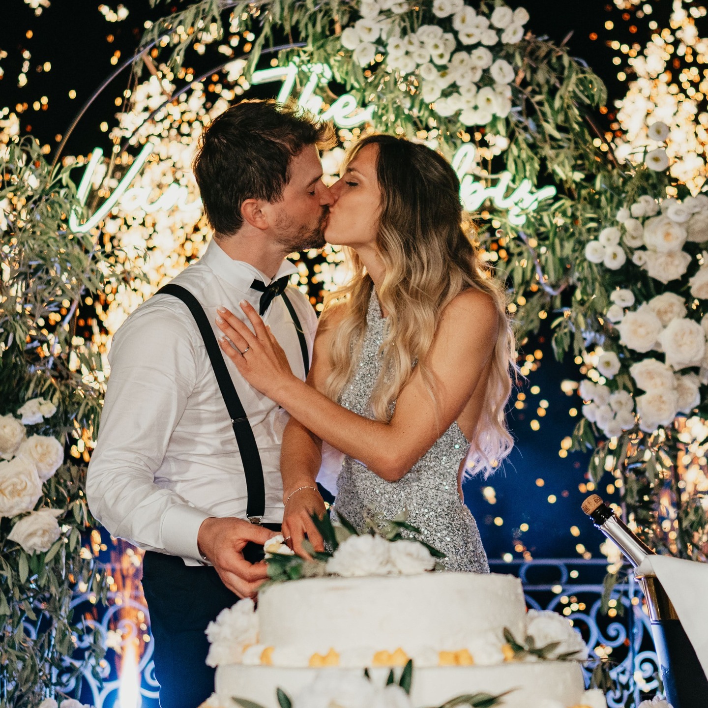 A kiss is the quiet vow before the words
#weddinginitaly #italianwedding #destinationweddingphotographer #weddinginspiration #lovestory #justmarried #weddingday #romanticwedding #timelesslove
@laurabenaglia_photographer