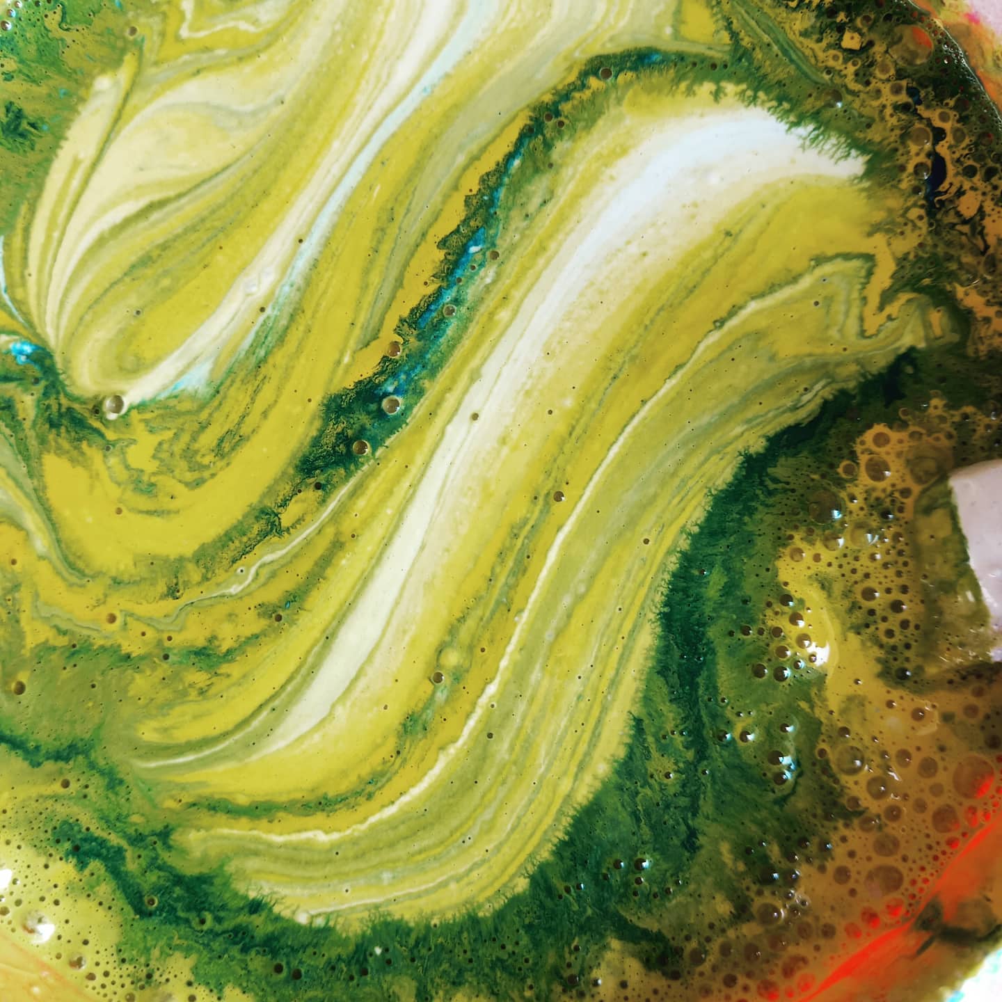 Glitch in the matrix .
.
.
..
.
...
#geometric #concrete #concretedesign #concreteart #coloredconcrete #designinspiration #exploration #formdesign #surfacedesign
#surface #indiandesigns #instadesign #designstudio #trending #designtrends #cmf #materialscience #materialescolar #materialdesign #instadaily #instalove