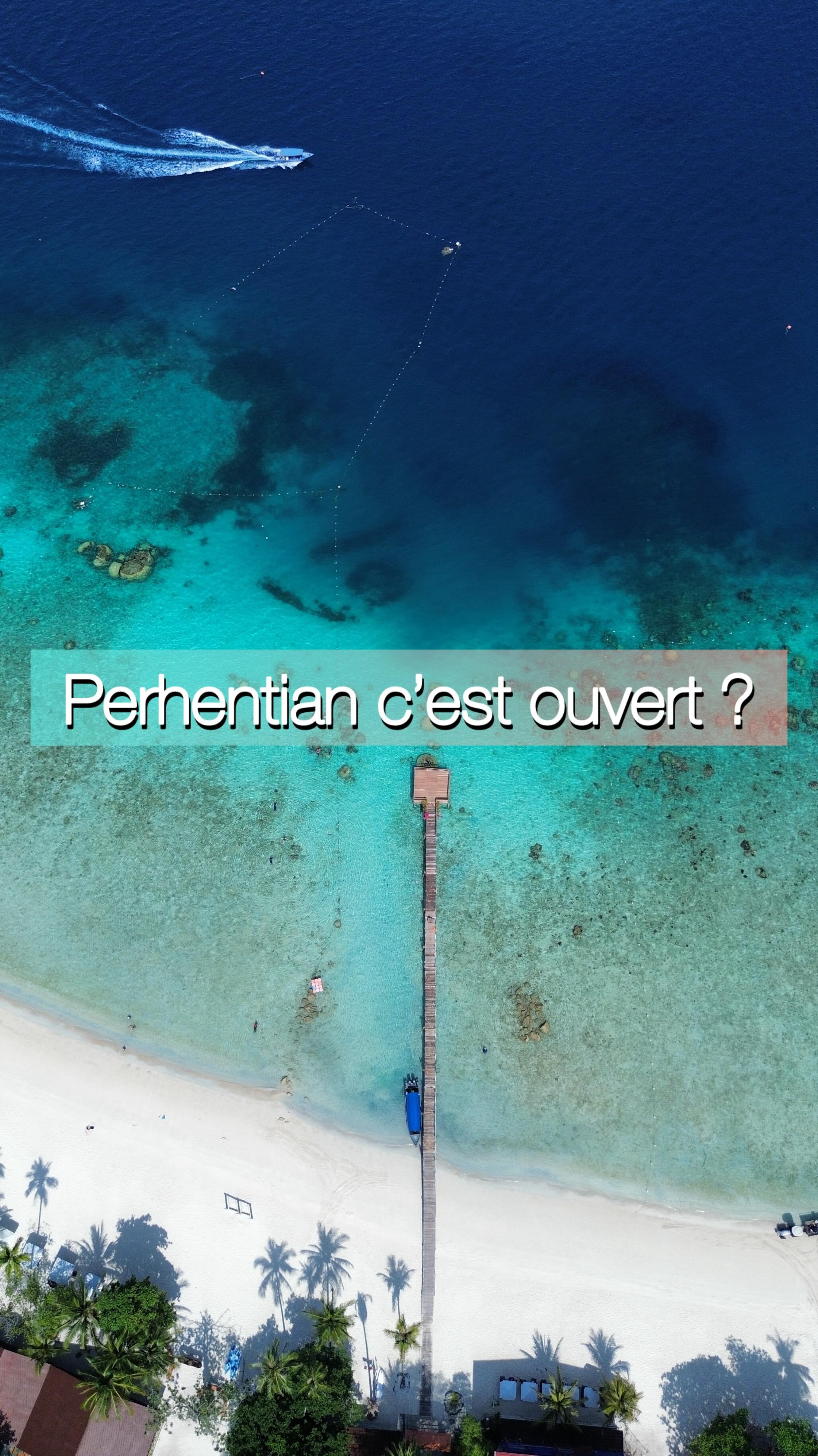 On me pose très souvent cette question 👇
“Elles ouvrent quand, les îles de l’Est en Malaisie ?” 🇲🇾
Alors voilà, simplement.
🏝️Perhentian, Redang, Kapas
Ces îles rouvrent en général autour du 1er mars.
C’est la date communiquée par les hôtels et les prestataires, après la mousson.
🐚Tioman, elle, est ouverte toute l’année.
Mais entre novembre et février, la mer peut être très agitée : traversées annulées, plusieurs jours sans bateau… ça arrive.
💡 Mon vrai conseil :
Si tu voyages à cette période, prévois de la flexibilité.
Évite d’enchaîner îles → vol international ou correspondance serrée.
C’est exactement ce genre de petits détails qui changent complètement l’expérience d’un voyage 🌊
👉 Sauvegarde ce post si les îles de Malaisie te font rêver (et si tu veux éviter les mauvaises surprises)
Et dis-moi en commentaire : quelle île te fait le plus envie ? 💙