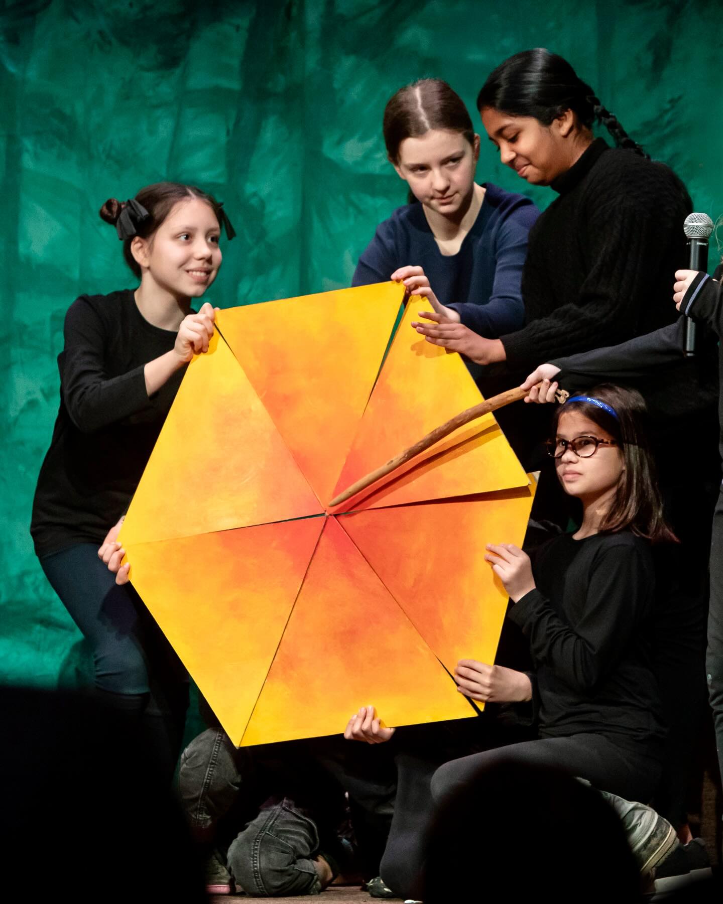 ❄️✨As we look back at Winter Assemblies from years past, we are excited to come together once again.
On Saturday, January 31st, we will gather as a community for our annual Sharing Assembly, a meaningful moment to pause and witness the living work of our students. Through music, movement, speech, storytelling, and dramatic presentations, each class will offer glimpses into the themes and projects that have shaped their year. This assembly is an opportunity for students to stand before their community and express what they have been cultivating through heart, hands, and head. We warmly invite you to join us in honoring their efforts and growth.✨
📅 Saturday, January 31st
⏰ 9:30-11:30am
All are welcome - we hope to see you there!
#ECS #eastsidecommunityschool #waldorf #community #sharingassembly