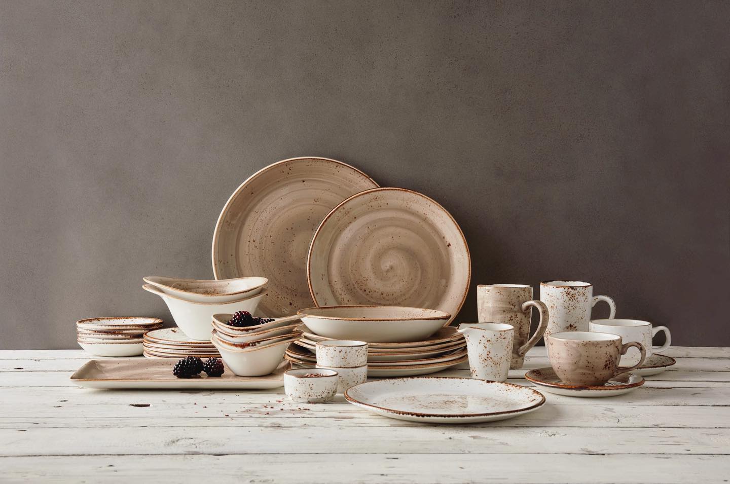 Beautiful crockery deserves beautiful photography. A match made in heaven 🙏🏻
#photography #photographer #style #crockery #kitcheninspo #lifestyle #studio #photoshoot #instagram