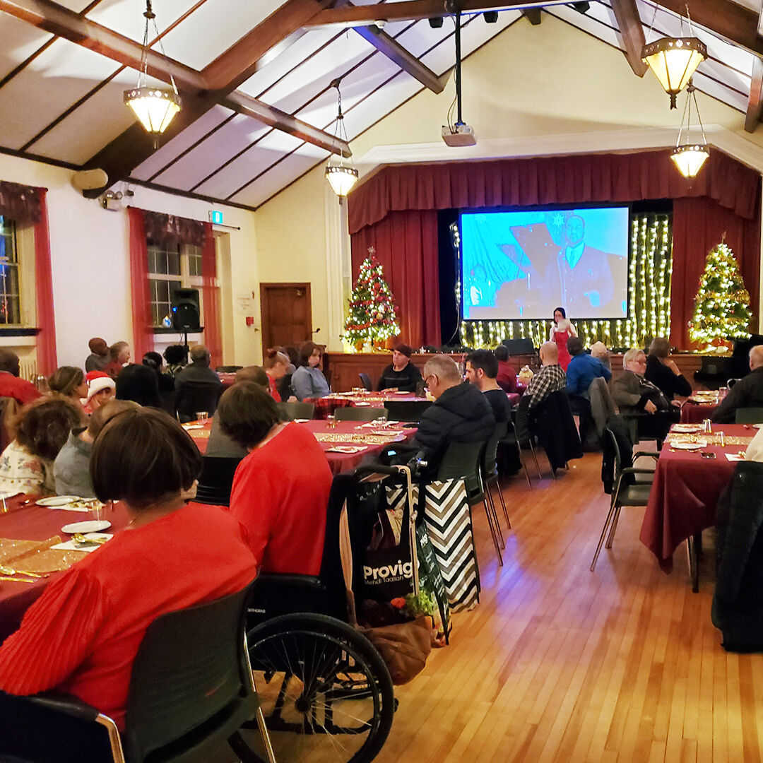 🎭✨ A huge thank you to everyone who joined us for our Santa Secret Shop where we collaborated with 50+ Club NDG; kids bought wonderful gifts for their families $1-$5. All proceeds were donated to Program Mile End, an outreach school.
Our collaboration with @veilsofbollywood saw our students perform in My Big Fake Indian Wedding, a Bollywood extravaganza.
We had an excellent response to our food drive this year and it allowed us to donate to two local food pantries that serve the Community.
Thank you to @notredamedesarts for including us in their beautiful lantern journey.
Thank you to our volunteers and everyone who participated in our 5th annual Community Holiday Dinner. Your presence, generosity, and community spirit made this season truly special.
We are so grateful to everyone who attended, donated, volunteered, and supported us in so many ways. 💛
We look forward to continuing wonderful collaborations in 2026.
We look forward to seeing everyone again this year.
Registrations are now open for our upcoming activities:
👉 https://www.qidigo.com/u/Montreal-Childrens-Theatre/activities/session