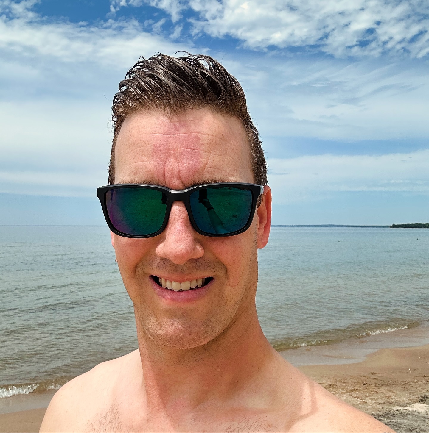 Sometimes we all forget how lucky we are to live where we live ❤️
Enjoy the outdoor playground that is often right around the corner from where you live! 🤷♂️
The other day I was prepping a listing by Georgian Bay… it was gorgeous outside ☀️… so why not go for a quick dip?? 🏊♀️
The longest freshwater beach - in the world! 🌎
So many great things to explore in even just Simcoe County alone… 🤩
#simcoecounty #tinyontario #realestate