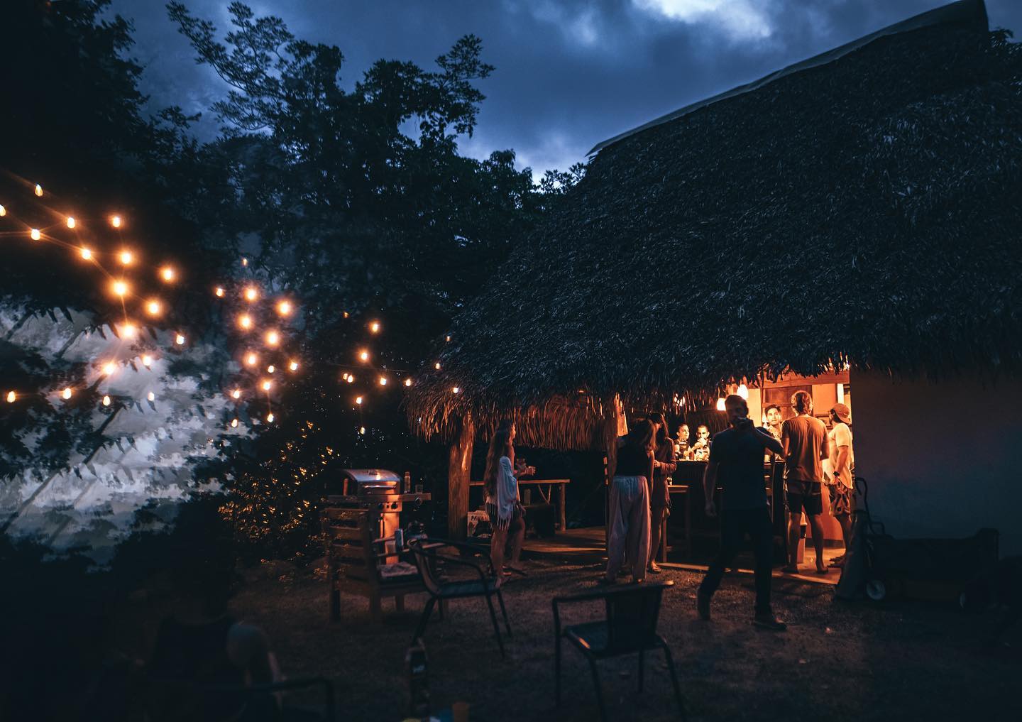 Abierto!
We will be opening our events space for drinks and music weekly, starting tonight for an Xmas Eve get together. Starts at 7 on, goes to 11 pm, cheap drink and festive shot specials.
#lafinca #cambutalnightlife #cambutal #panama